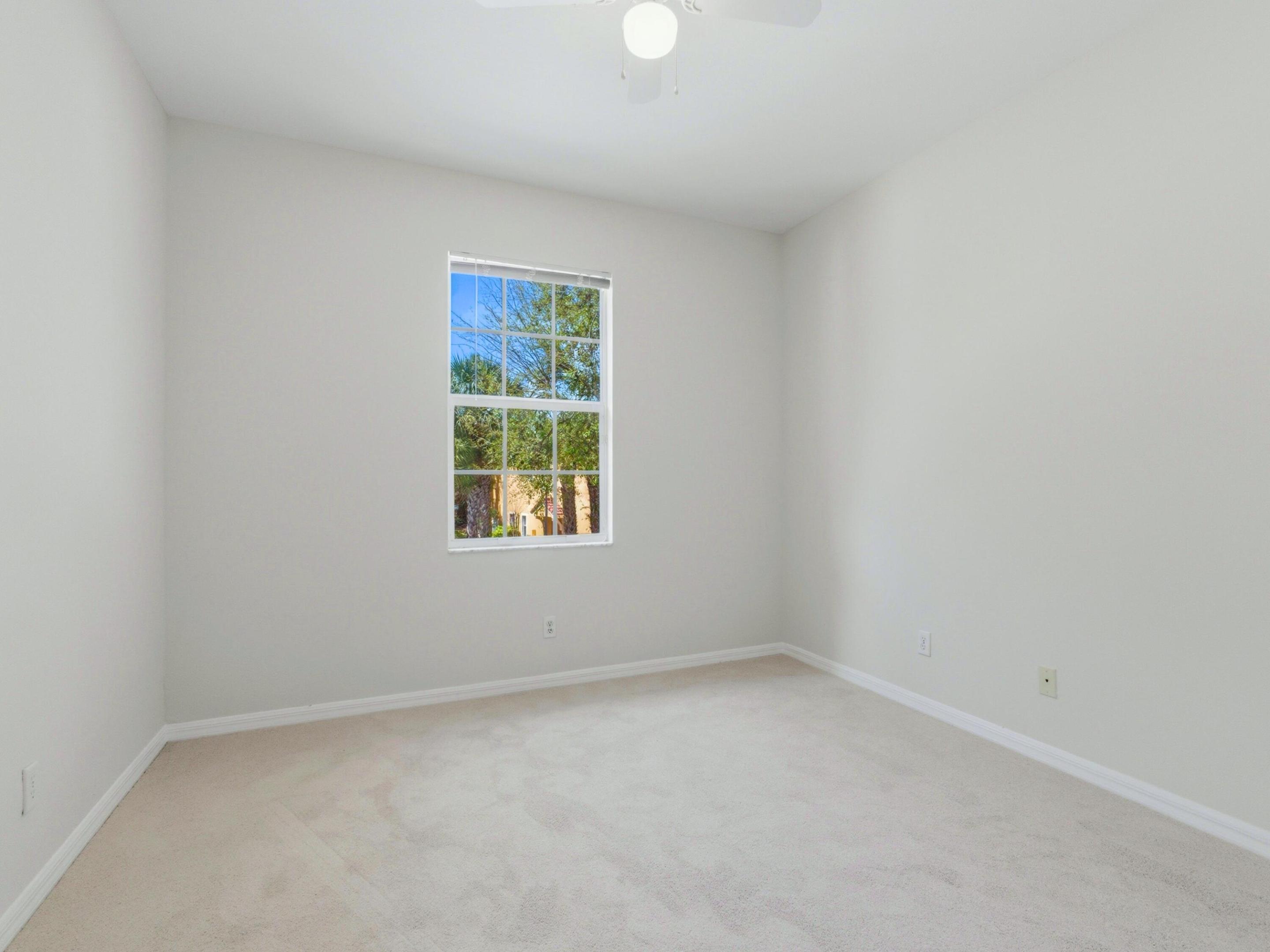 PIPERS CAY CONDO - Residential