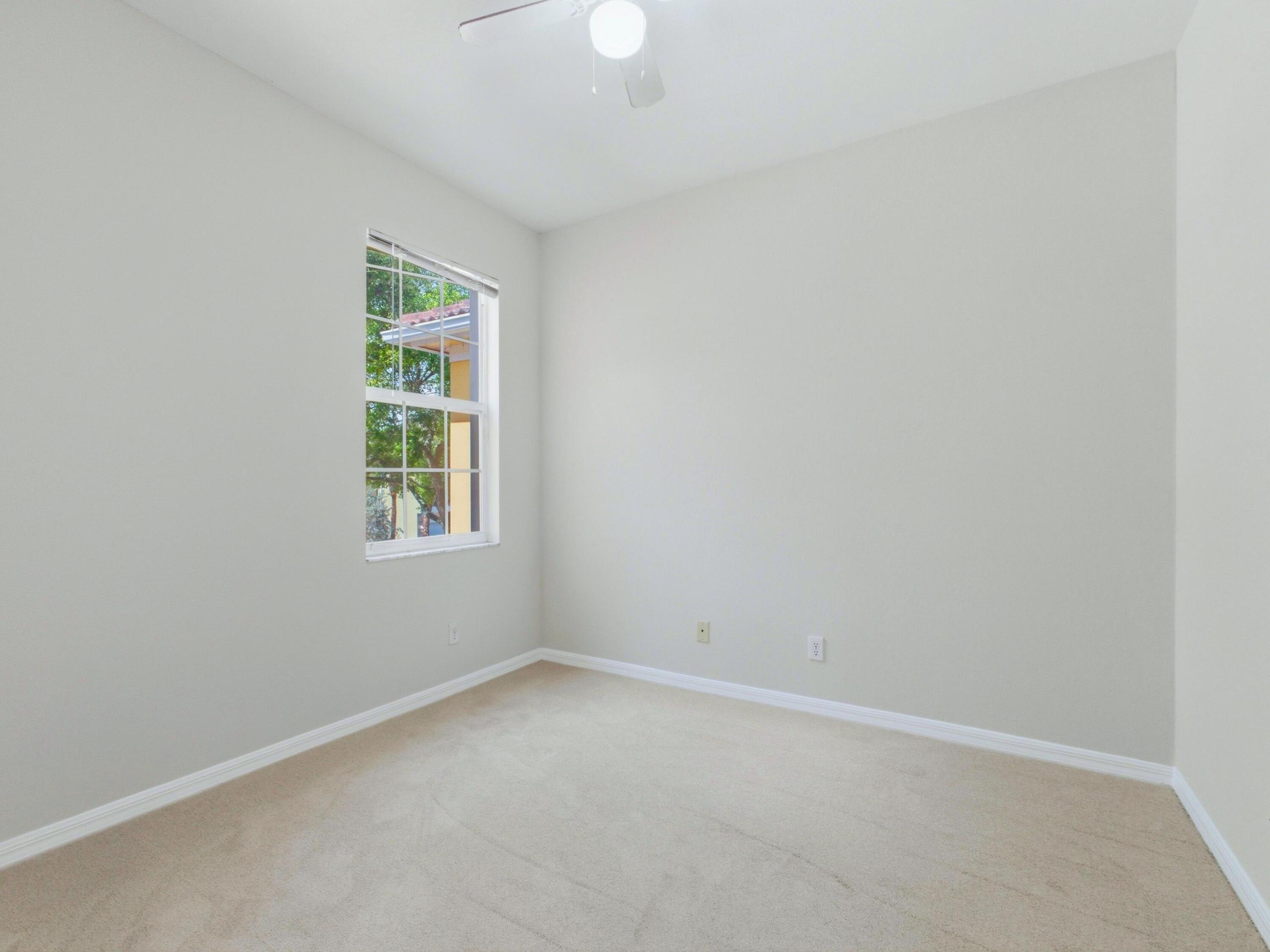 PIPERS CAY CONDO - Residential