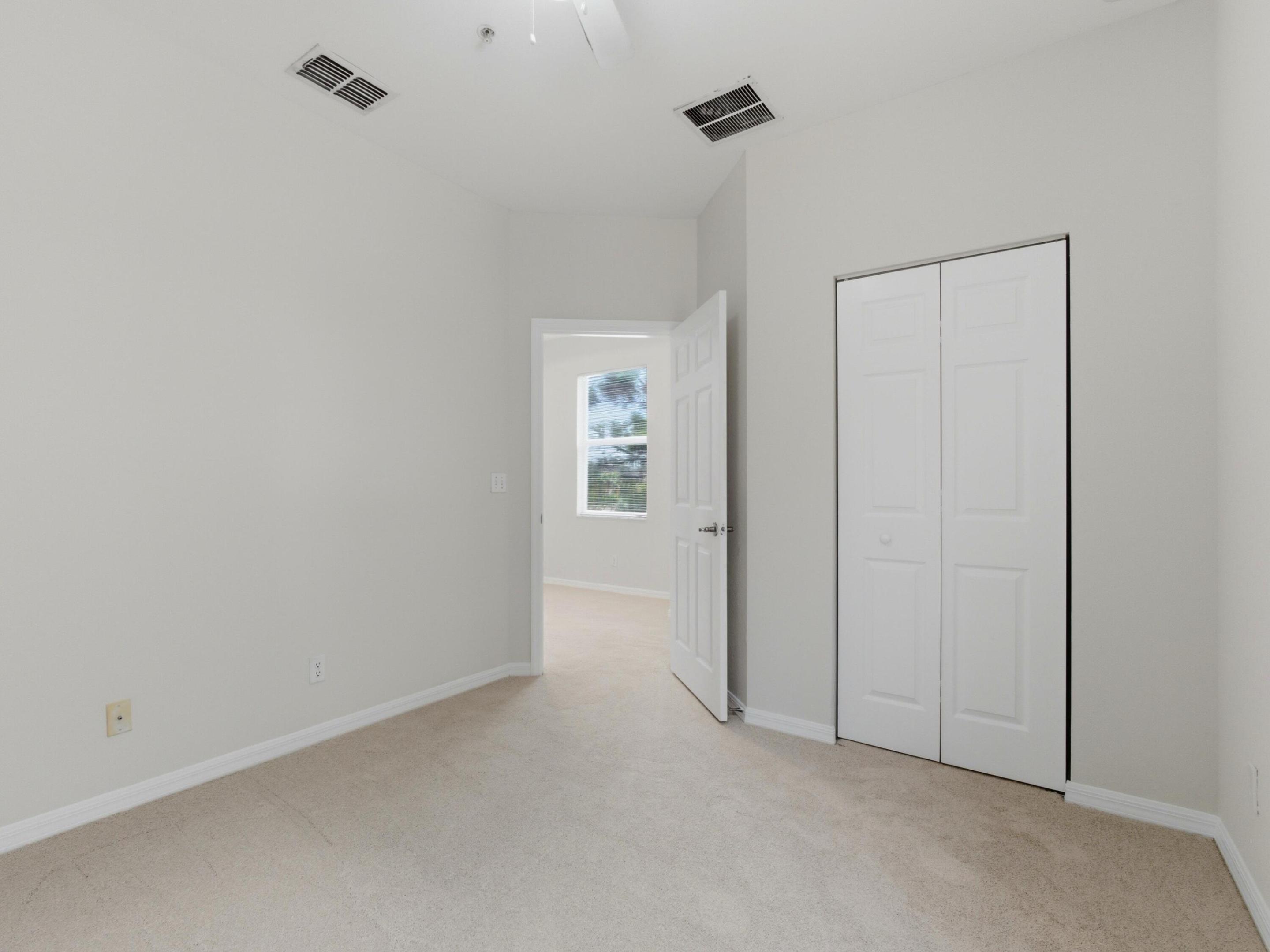 PIPERS CAY CONDO - Residential