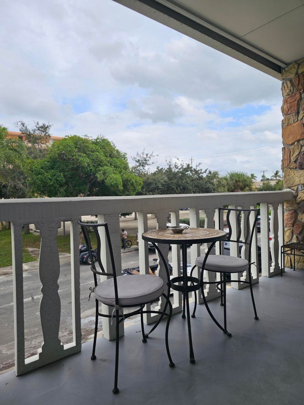 Photo of 17 S Lakeside Drive #4, Lake Worth Beach, FL 33460 (MLS # B26032513)