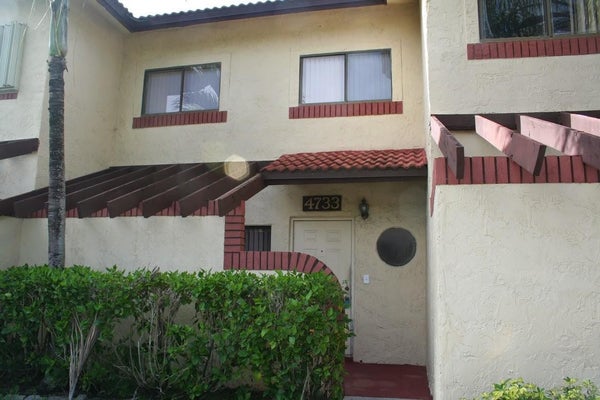 4733 NW 90TH AVE, SUNRISE, FL 33351 - Image ce3b9f02a4e26f0cb1b001ec2ad94d41/3100943524