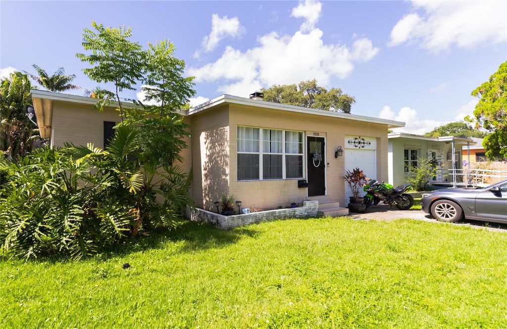 Photo of 2626 Mckinley St, Hollywood, FL 33020 (MLS # F10394134)