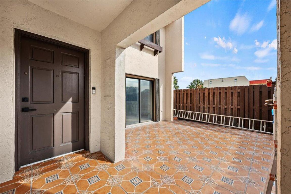 SEVEN SPRINGS 1 - Residential