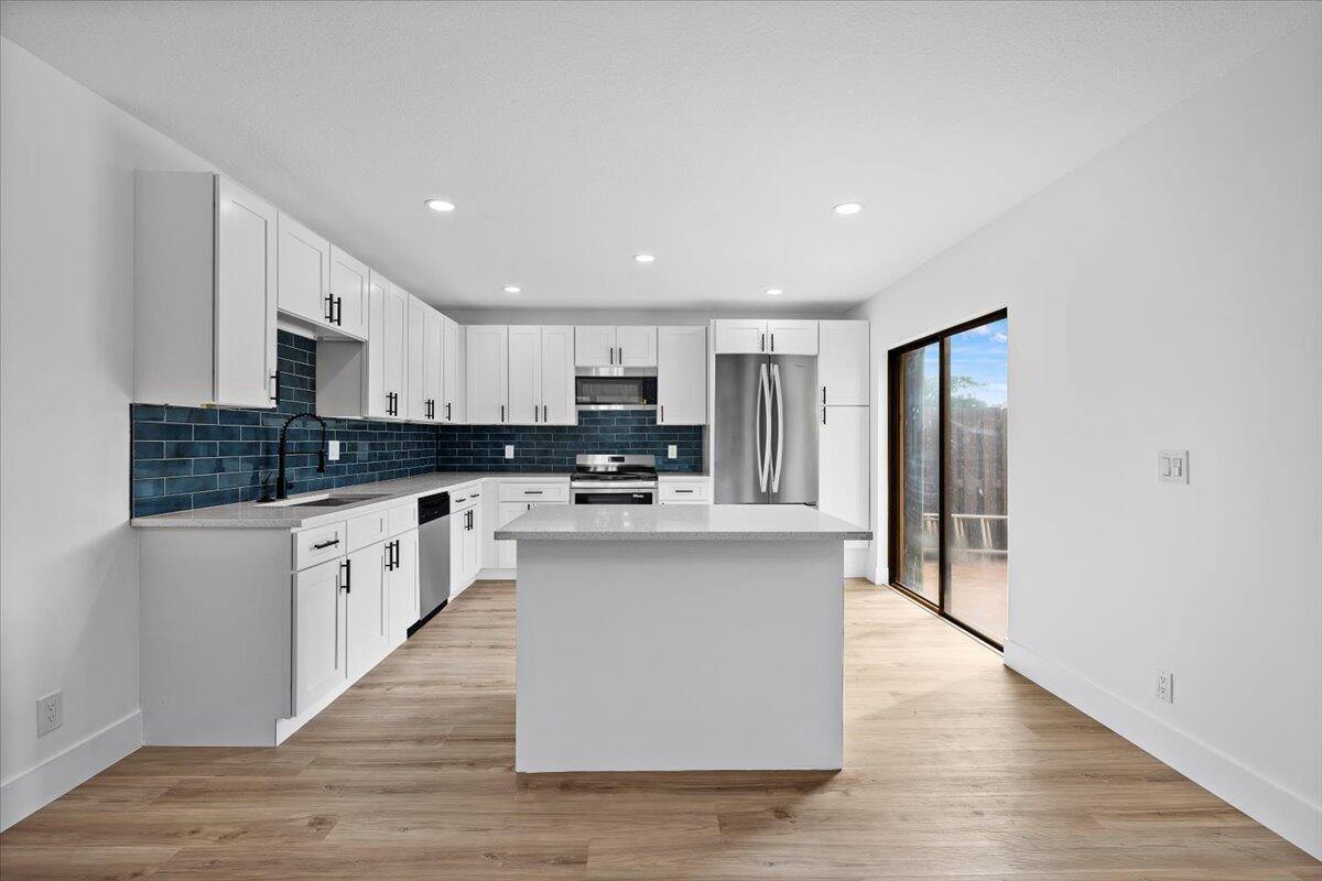 SEVEN SPRINGS 1 - Residential