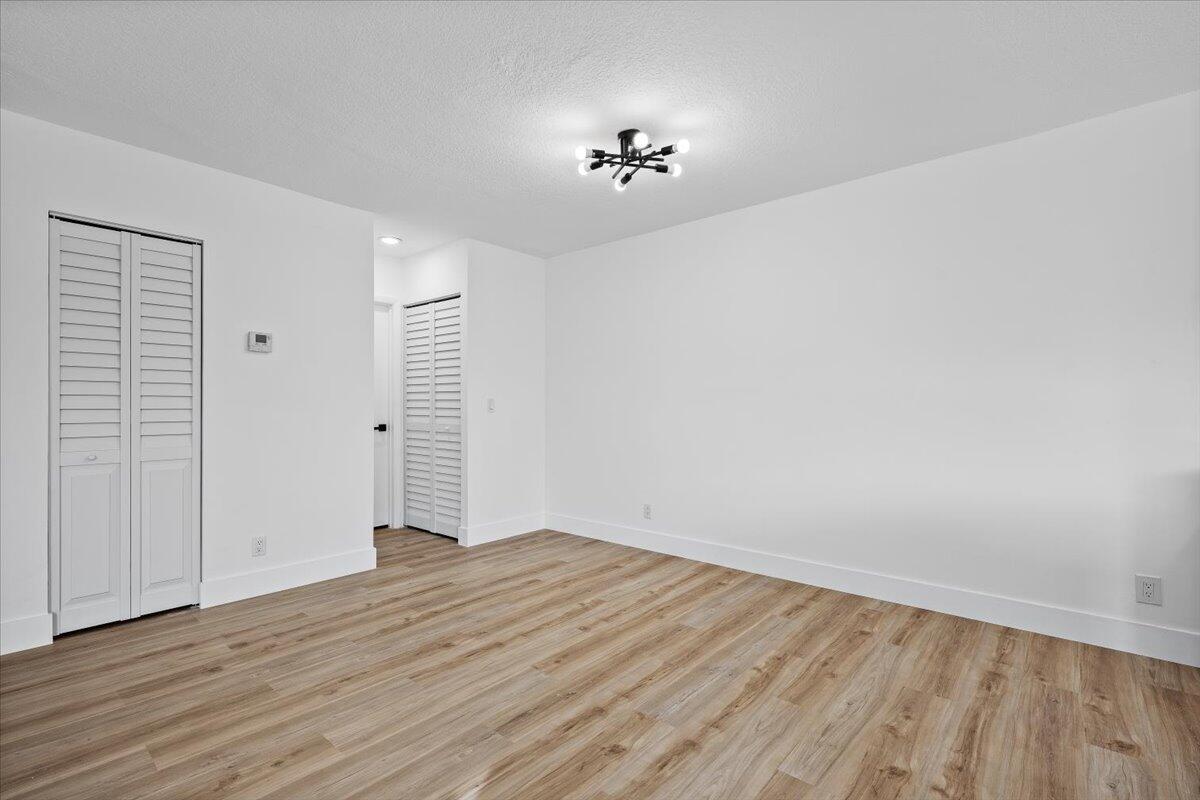 SEVEN SPRINGS 1 - Residential