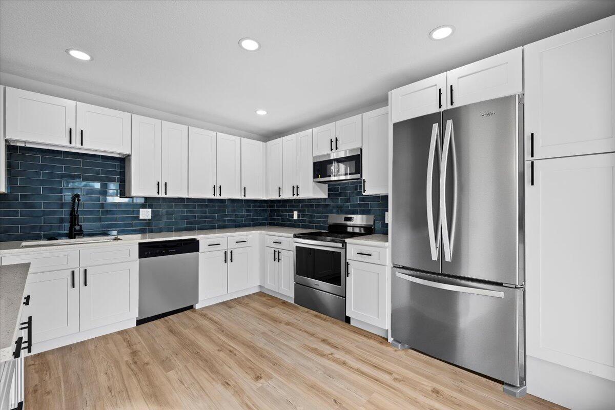 SEVEN SPRINGS 1 - Residential