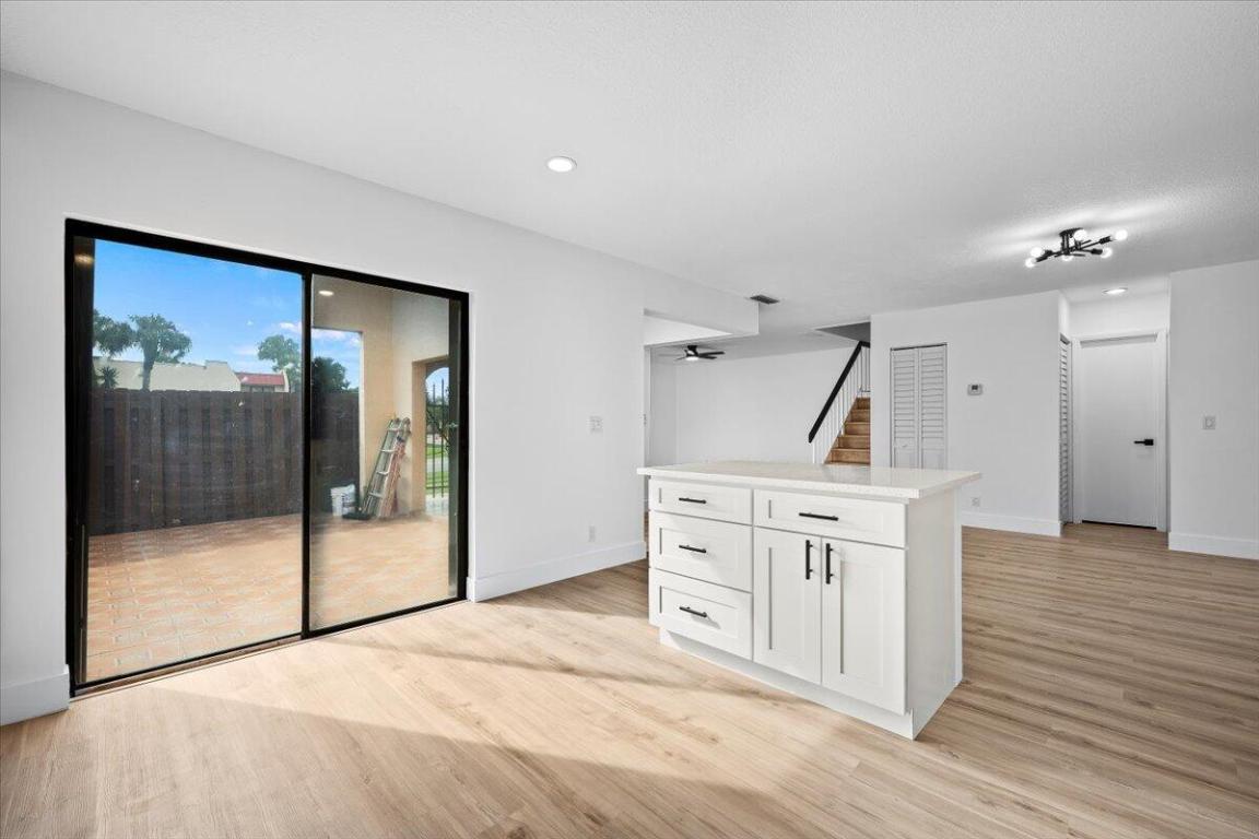 SEVEN SPRINGS 1 - Residential