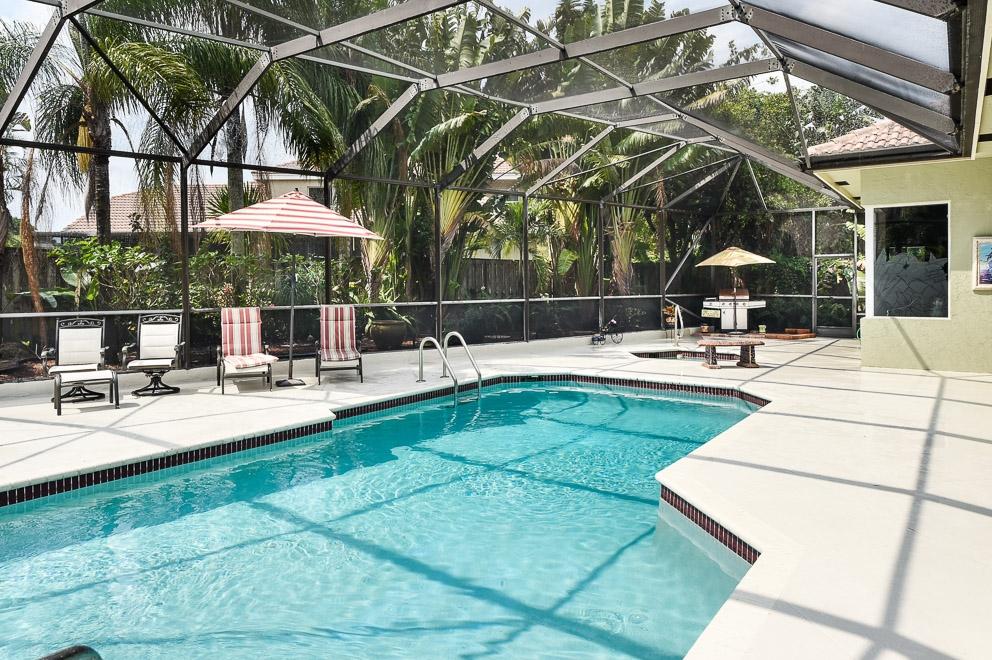 CRYSTAL POINTE 1 - Residential