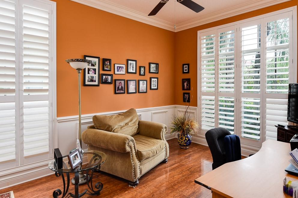 CRYSTAL POINTE 1 - Residential