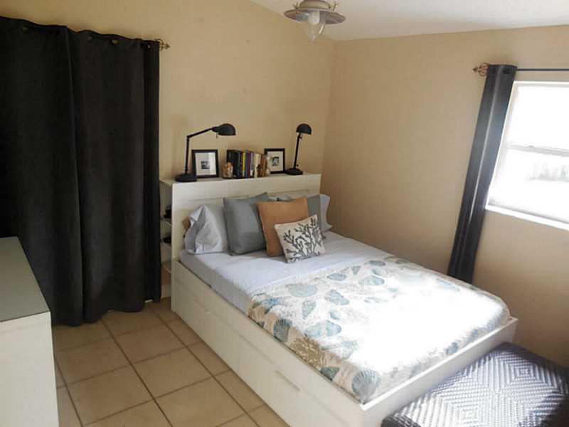 GILLCREST FIRST ADD - Residential