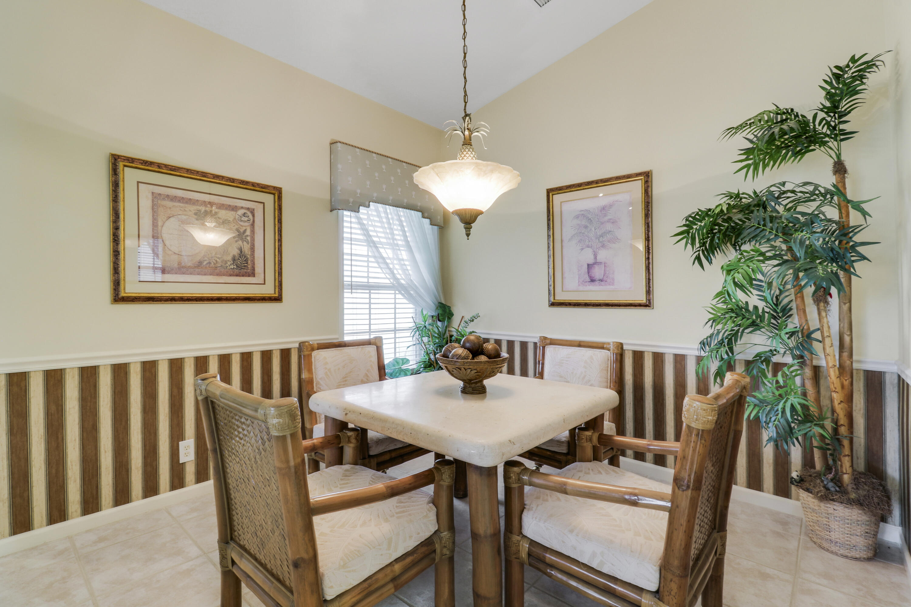 ST LUCIE FALLS (AKA RIVER FOREST) - Residential Lease