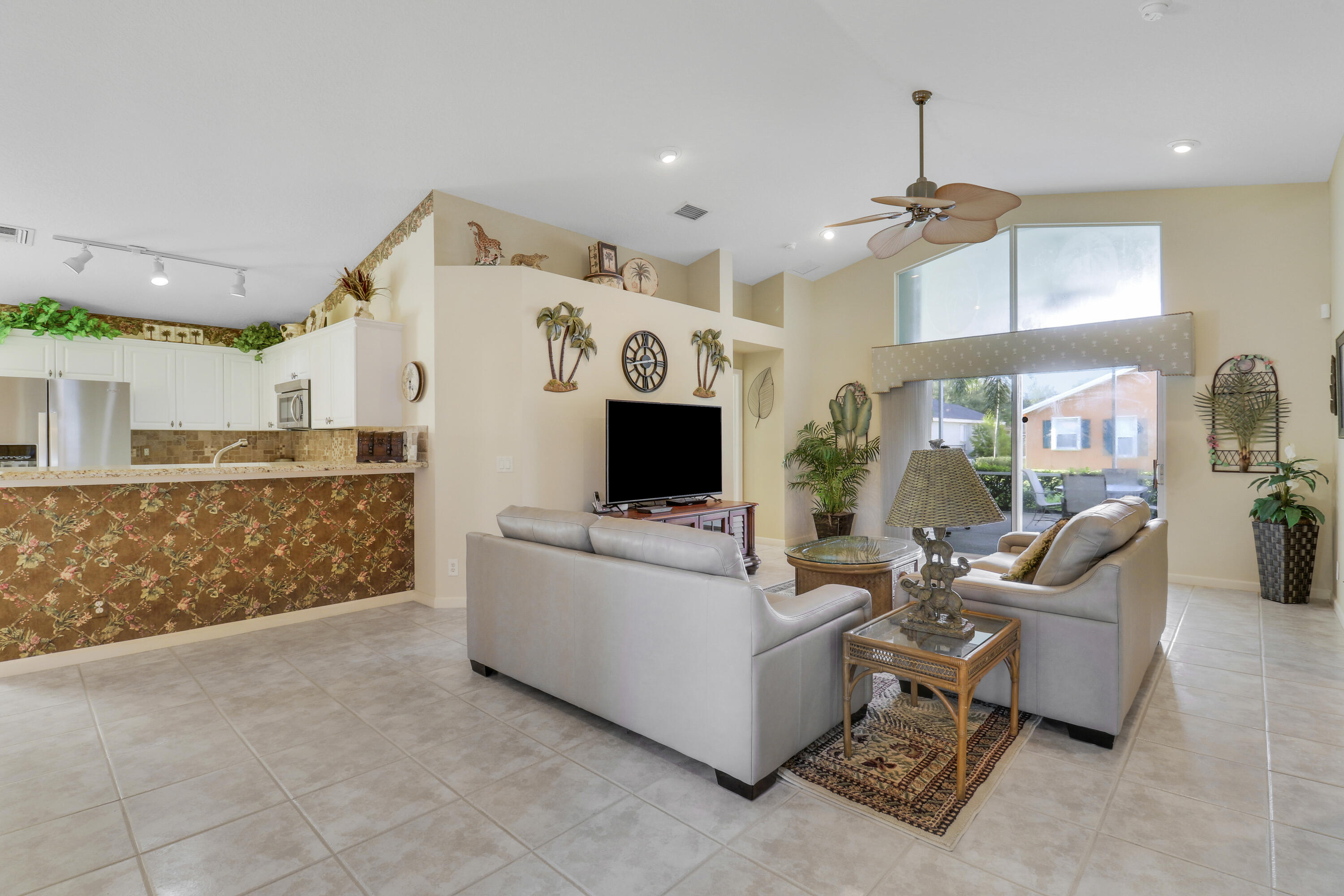 ST LUCIE FALLS (AKA RIVER FOREST) - Residential Lease