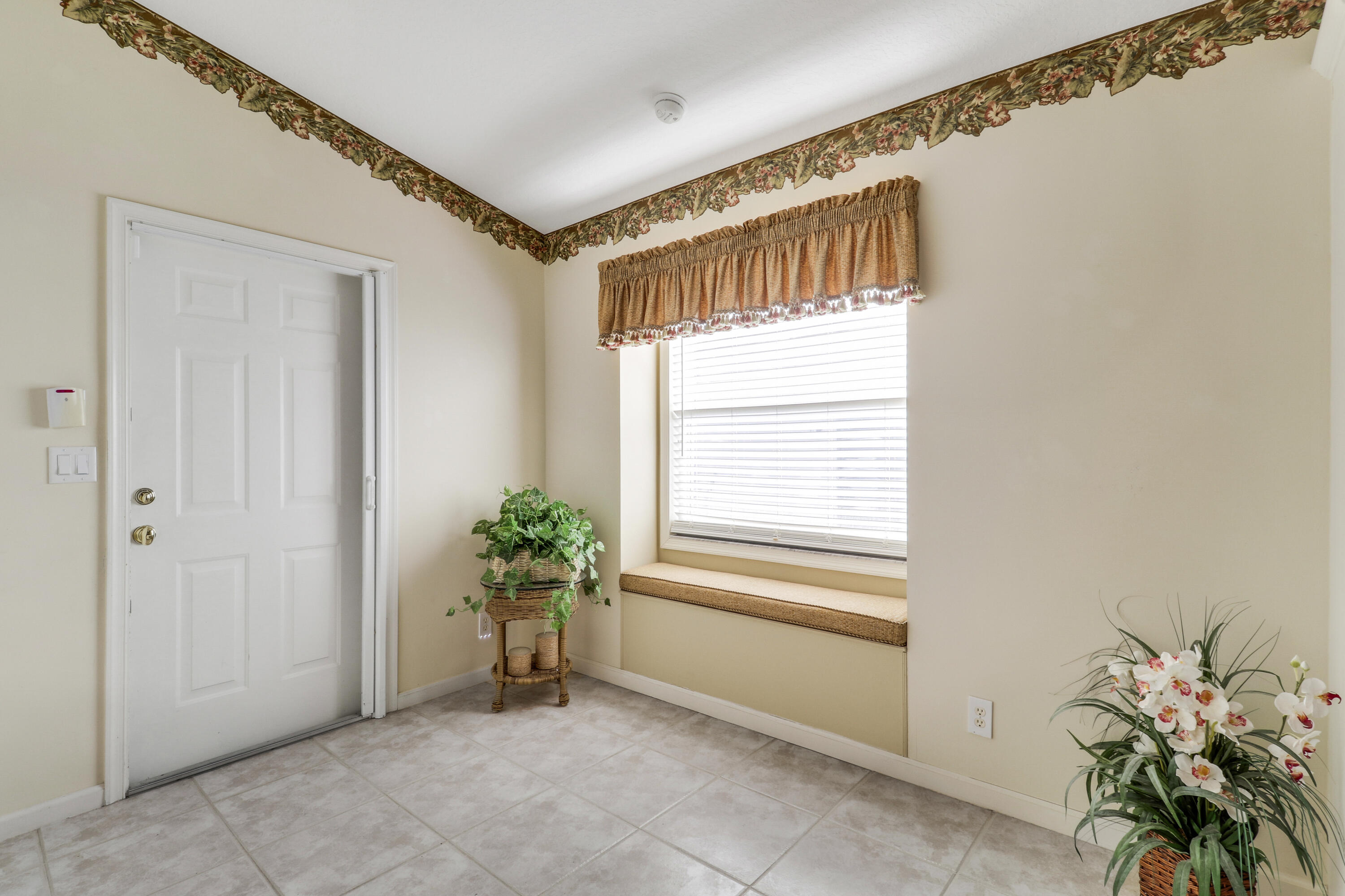 ST LUCIE FALLS (AKA RIVER FOREST) - Residential Lease