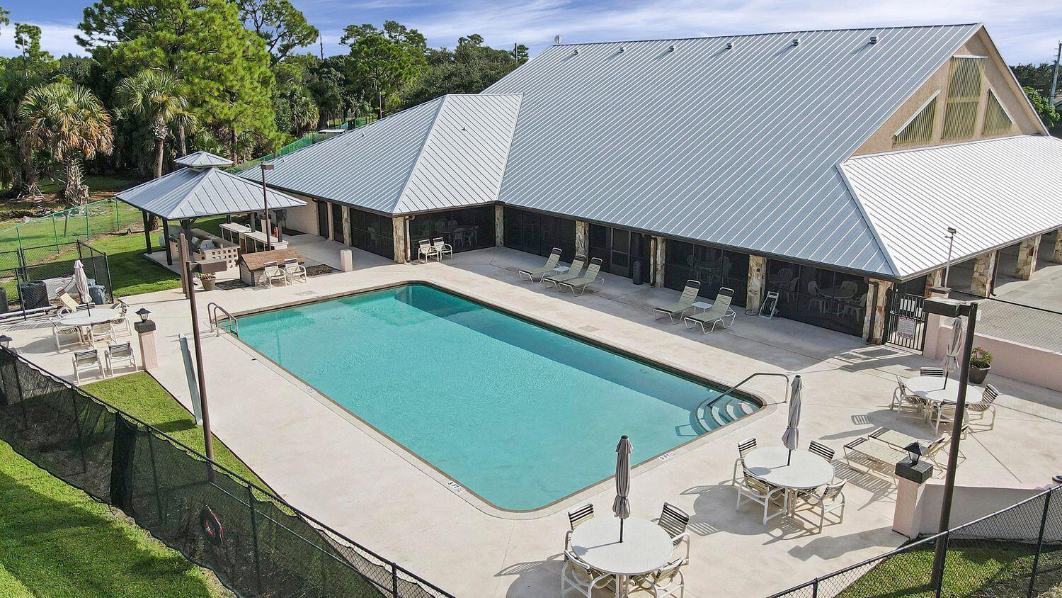 ST LUCIE FALLS (AKA RIVER FOREST) - Residential Lease