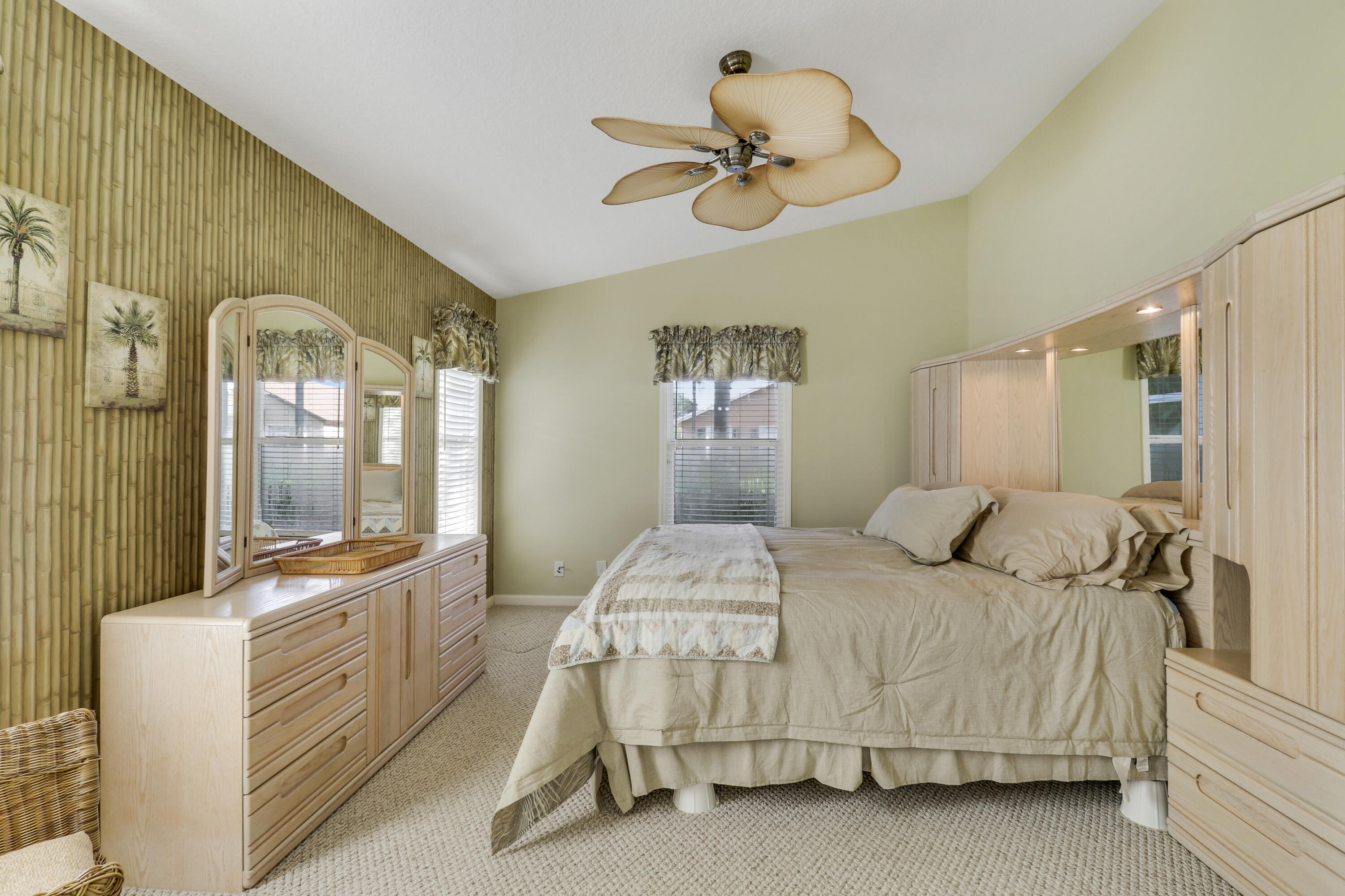 ST LUCIE FALLS (AKA RIVER FOREST) - Residential Lease