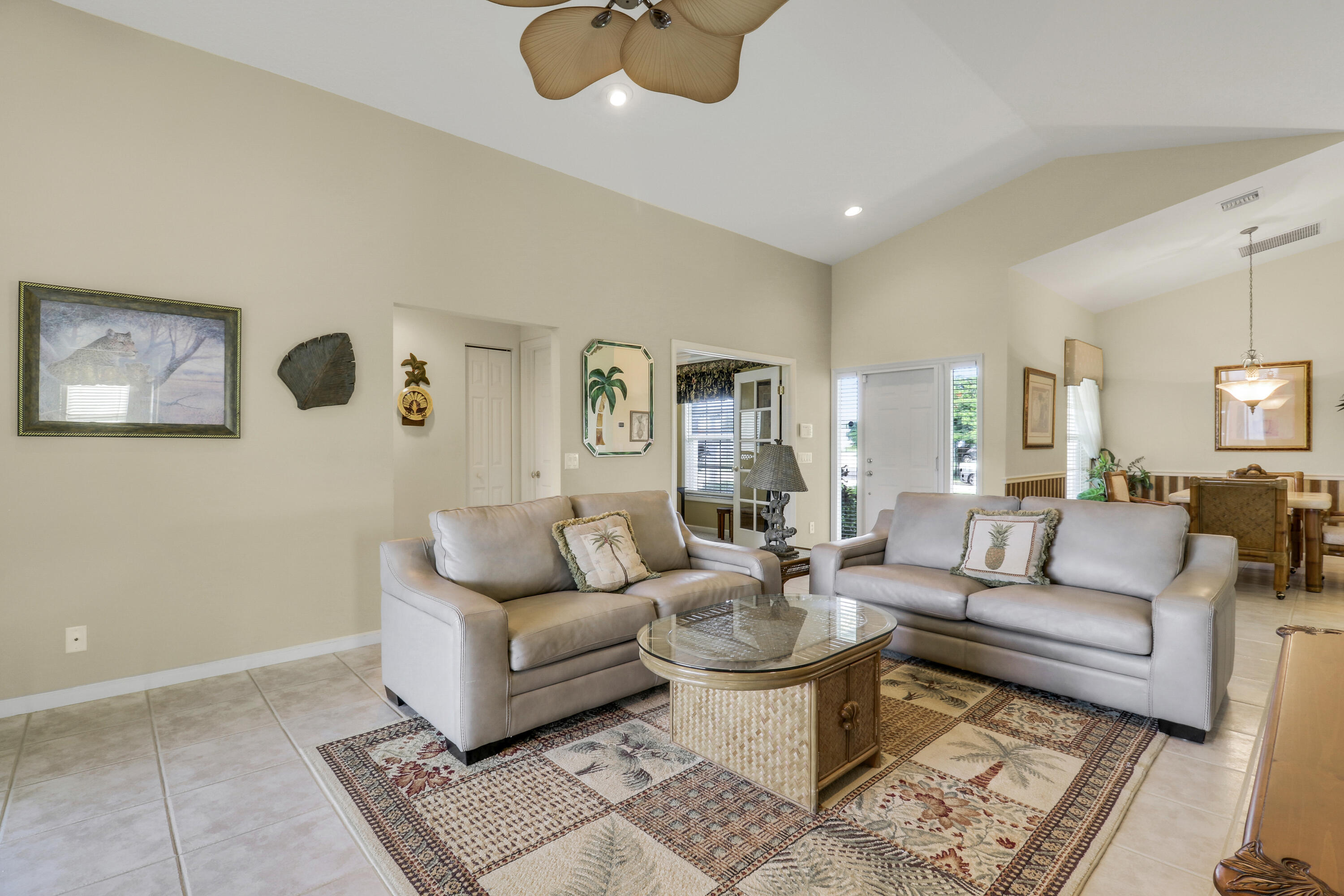 ST LUCIE FALLS (AKA RIVER FOREST) - Residential Lease