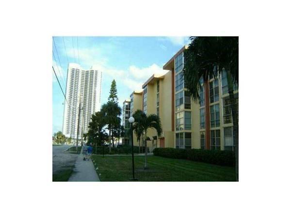 210 172nd St 532