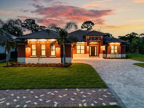 Photo of 122 SE Via Lago Garda, Port Saint Lucie, FL 34952 (MLS # R11064083)