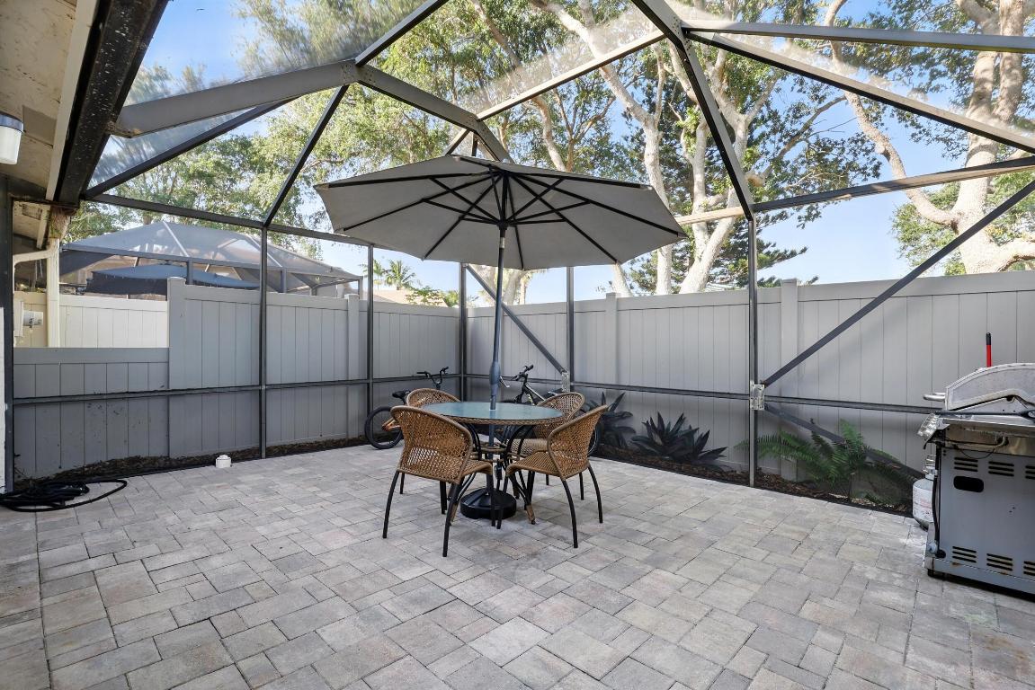 LAKESIDE GREEN PL 5 - Residential