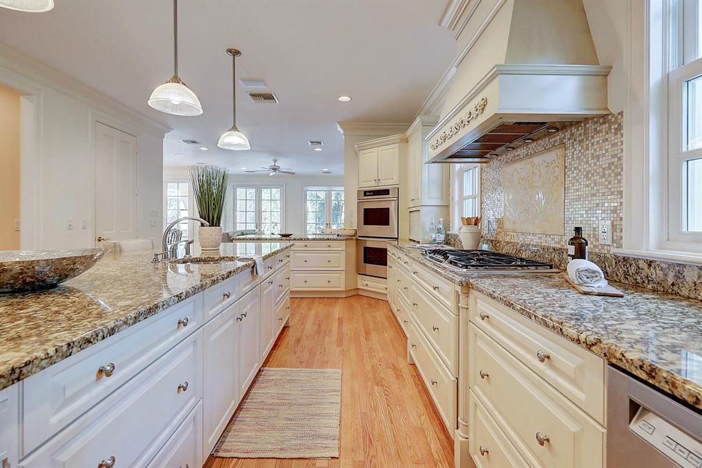 MELODY HILL - Residential