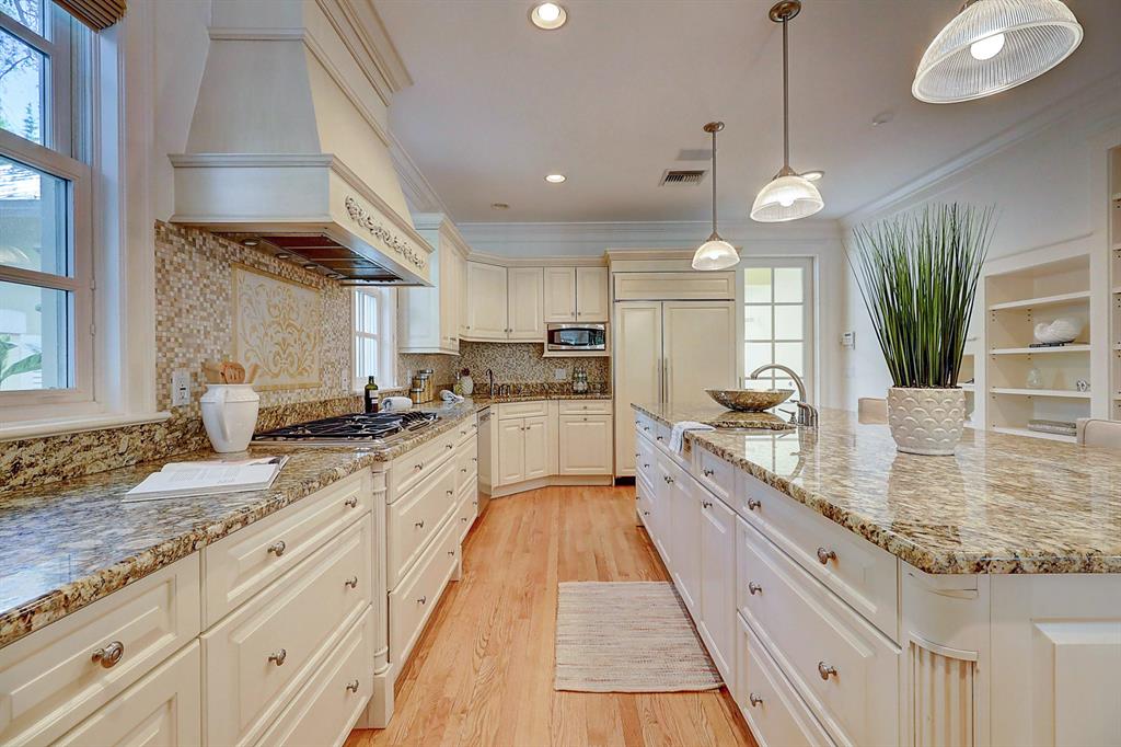 MELODY HILL - Residential