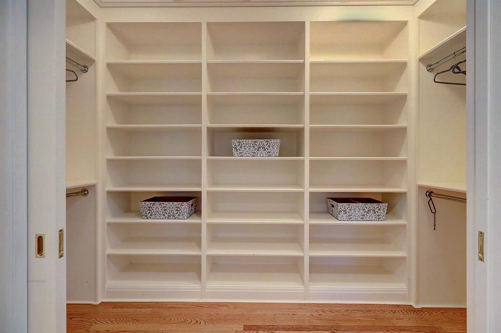 MELODY HILL - Residential