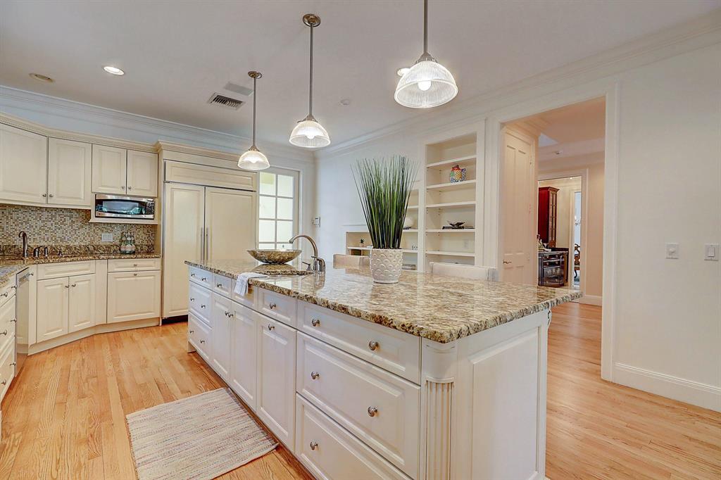 MELODY HILL - Residential