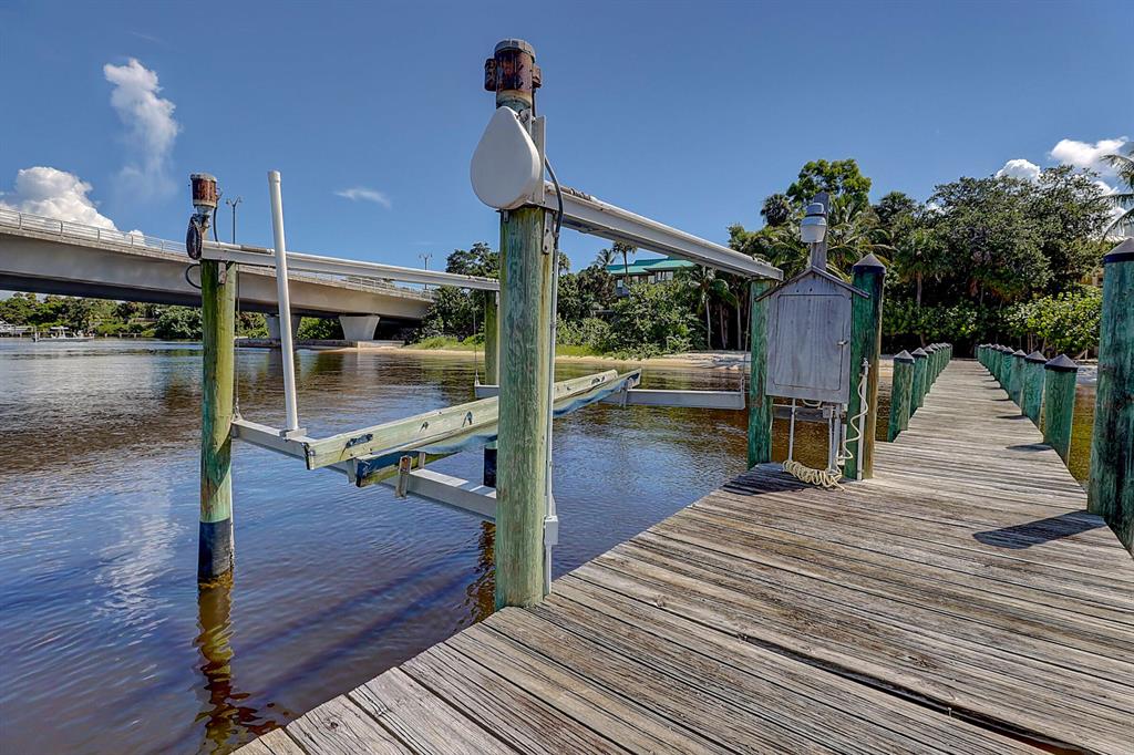 MELODY HILL - Residential