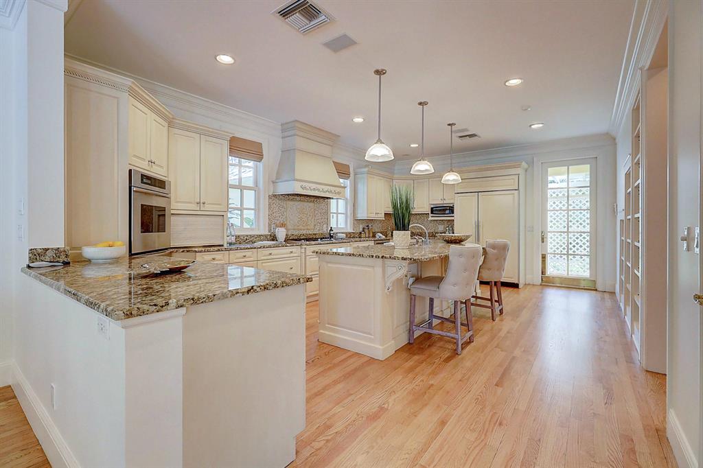 MELODY HILL - Residential