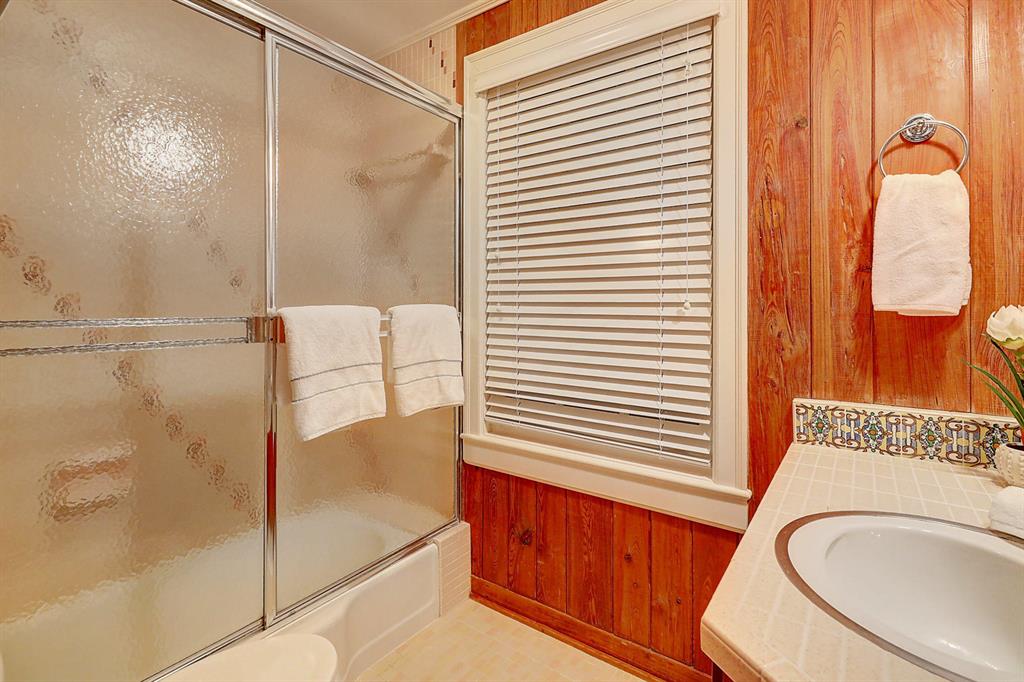 MELODY HILL - Residential