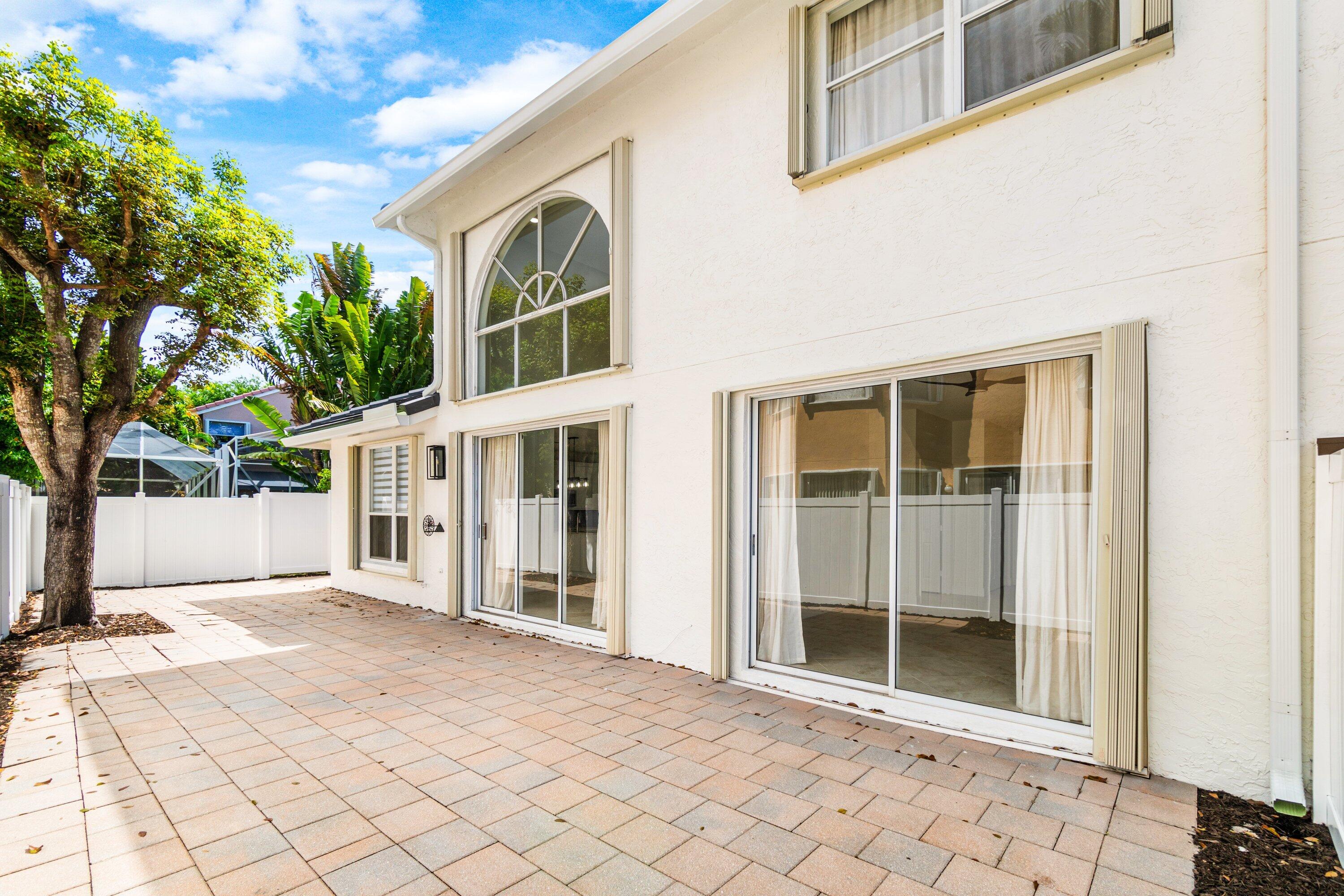 LAKES AT BOCA RATON PAR K - Residential