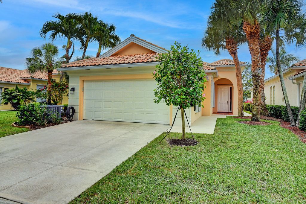 Photo of 2029 Valencia Drive Dr, Delray Beach, FL 33445 (MLS # R10793977)