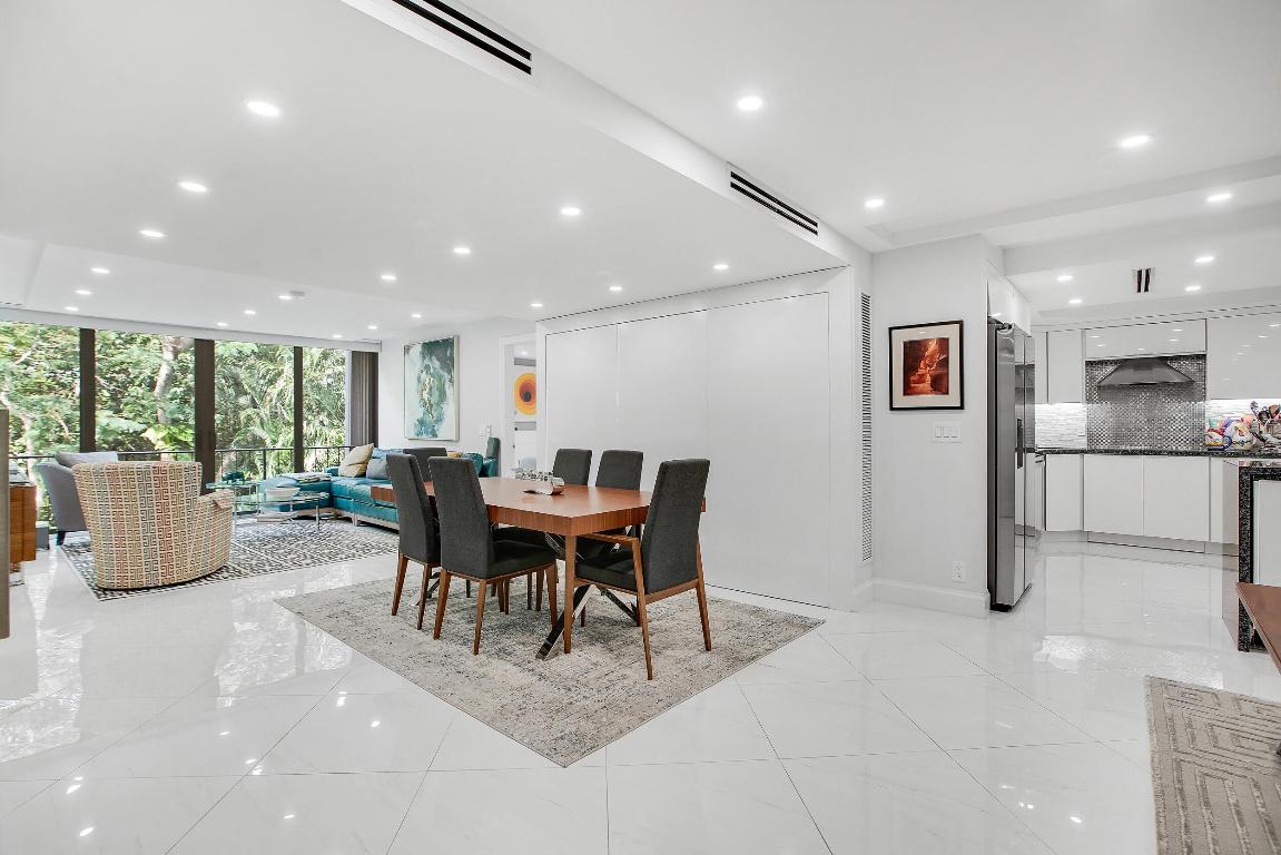 501 SW 11th Place 317