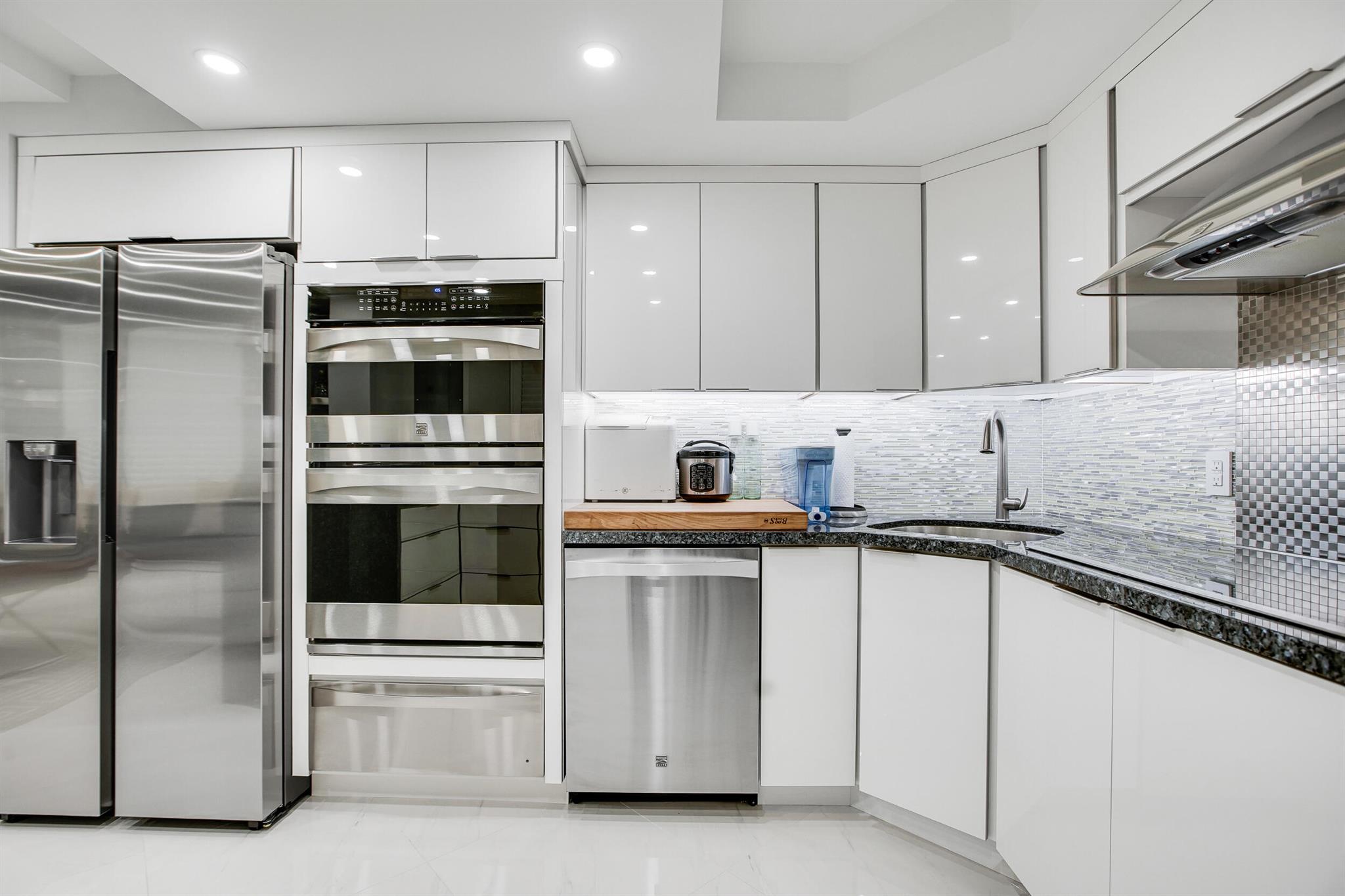 CORINTHIAN GARDENS INC CO - Residential