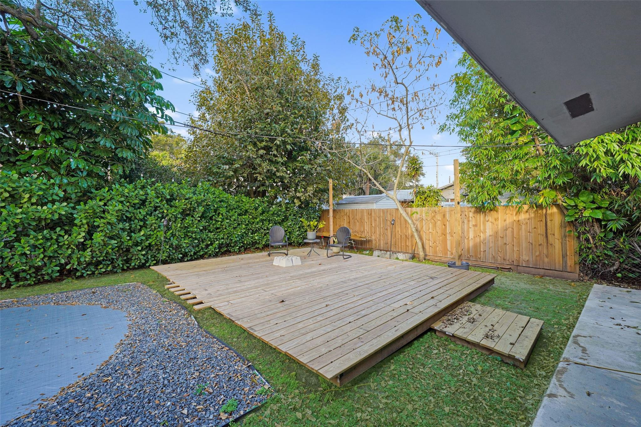 CLAIR LAKE - Residential Lease