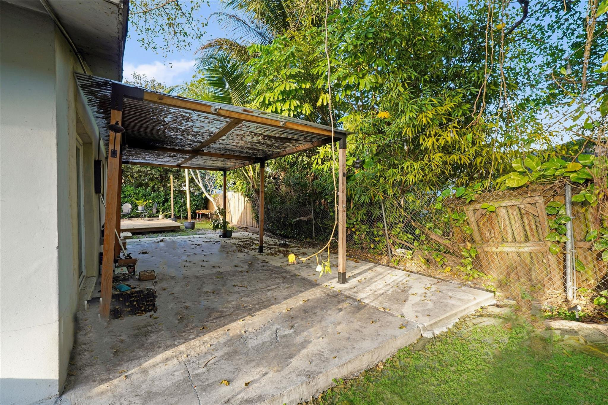 CLAIR LAKE - Residential Lease