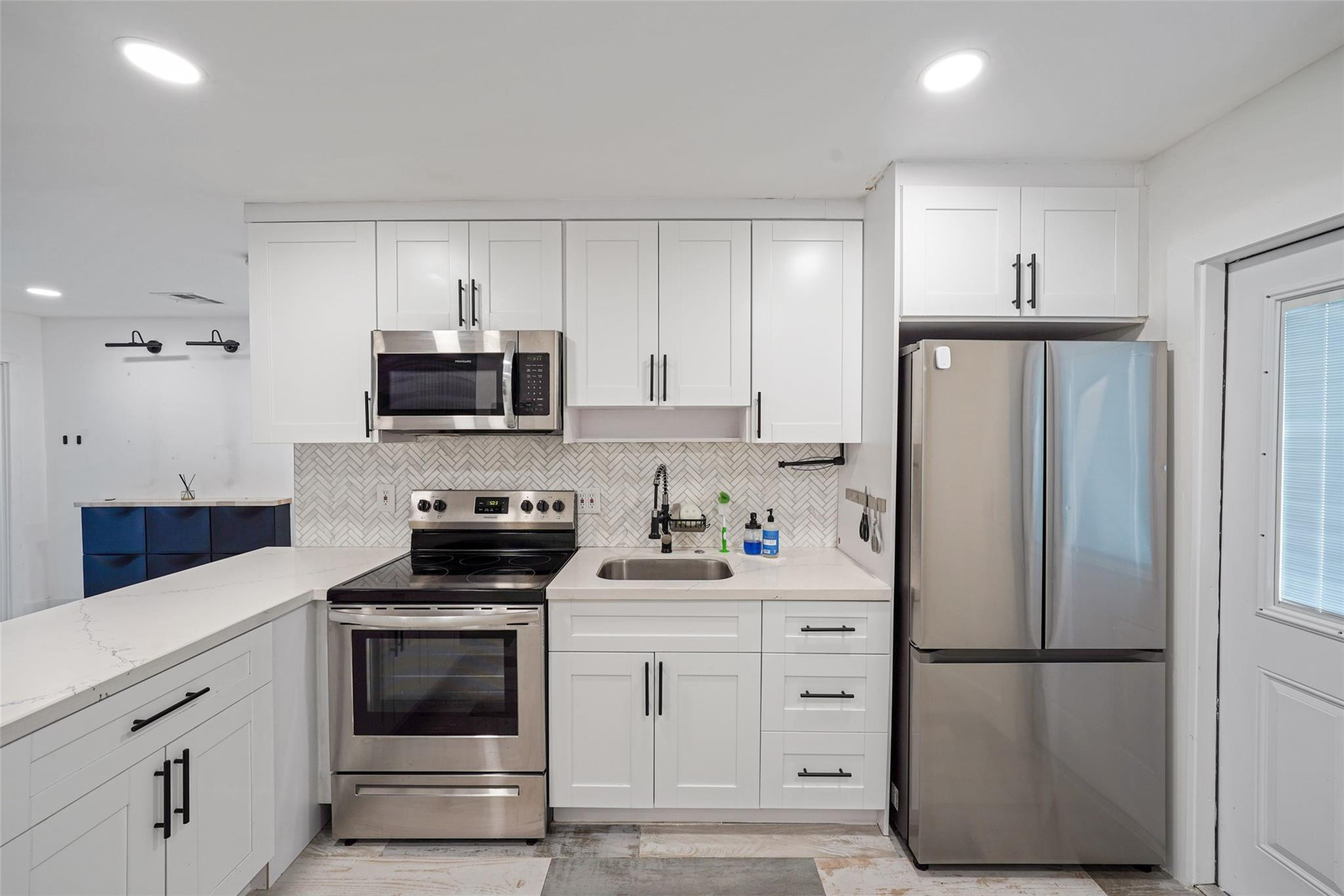 CLAIR LAKE - Residential Lease