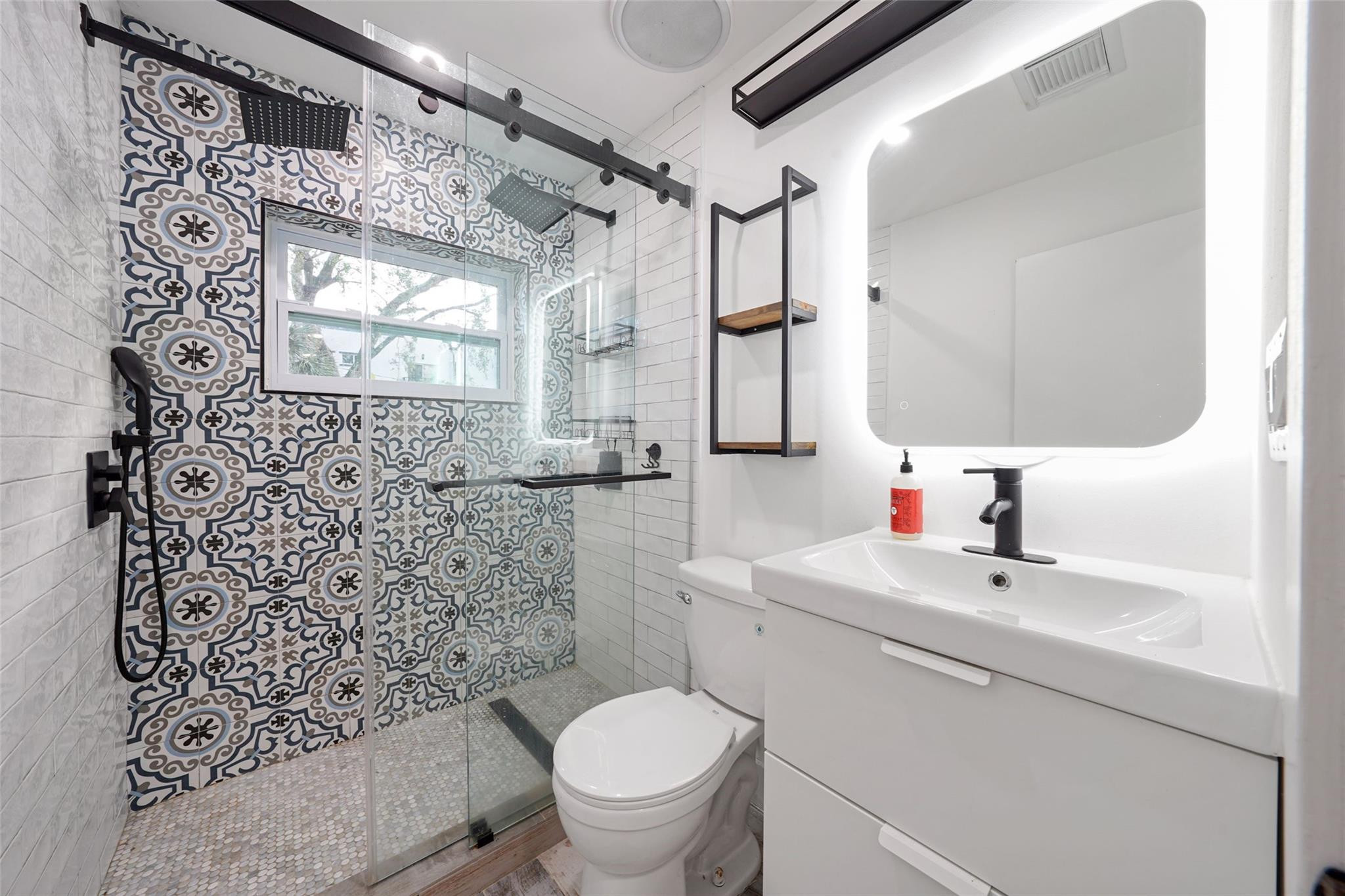 CLAIR LAKE - Residential Lease