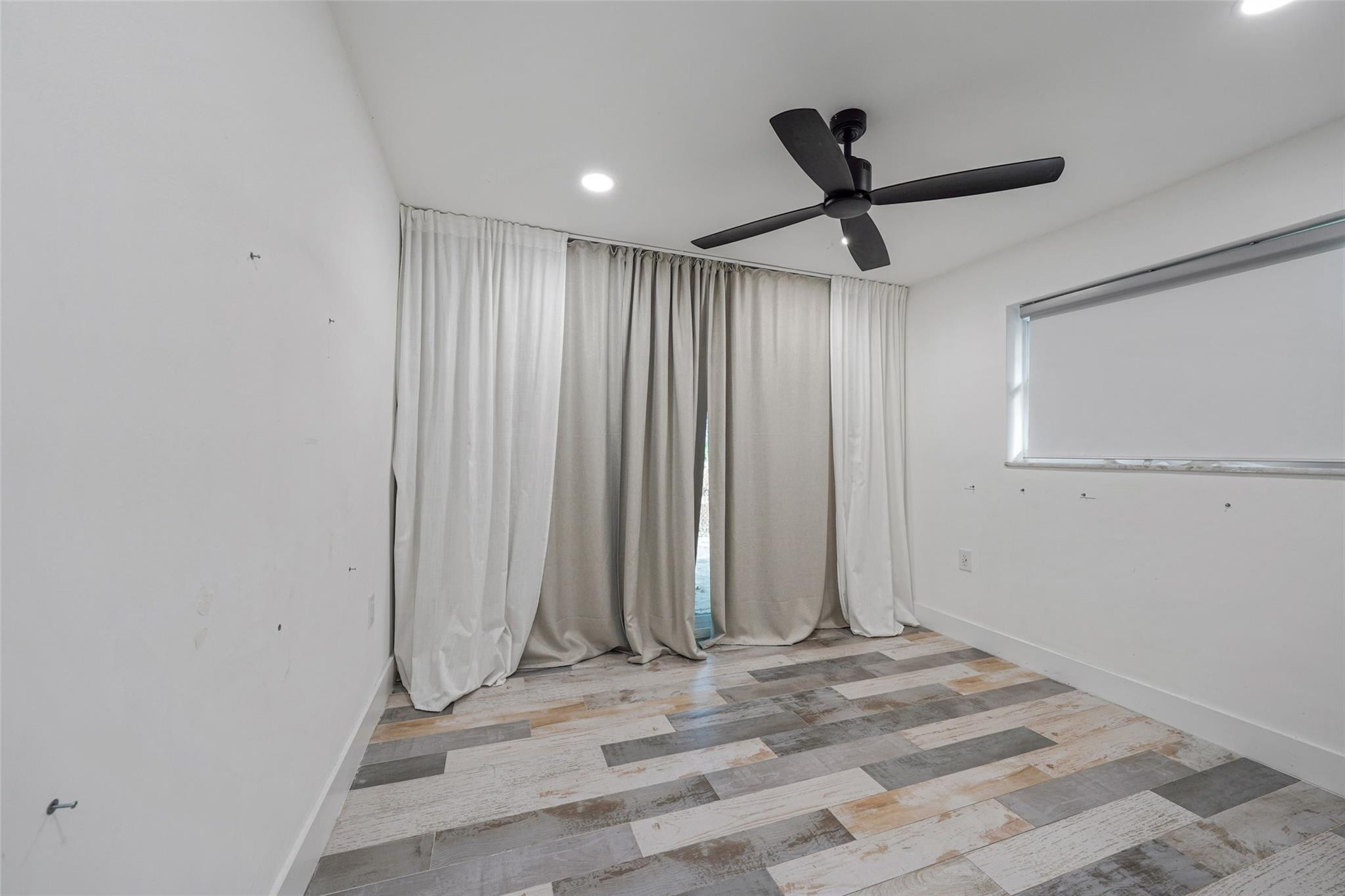 CLAIR LAKE - Residential Lease