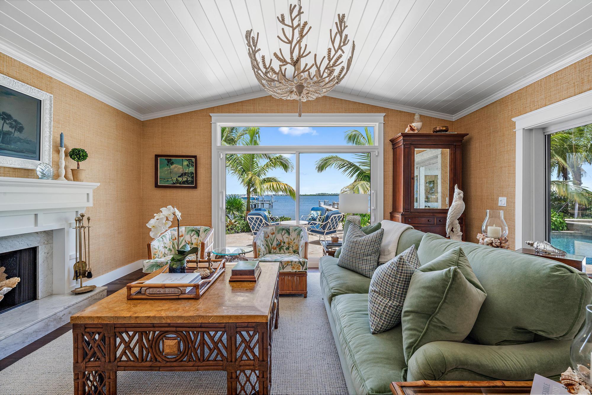 Joes Point - Residential