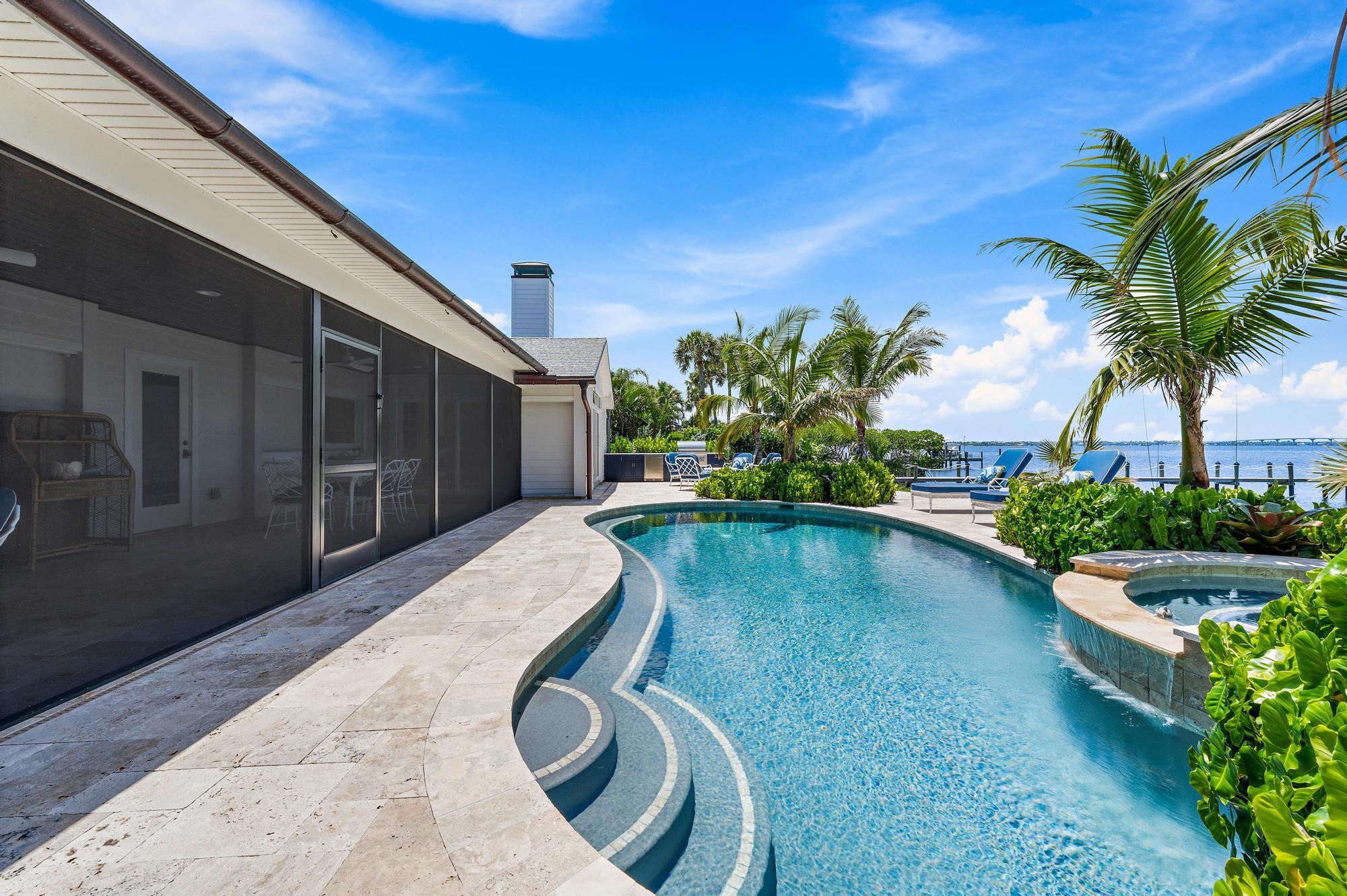 Joes Point - Residential