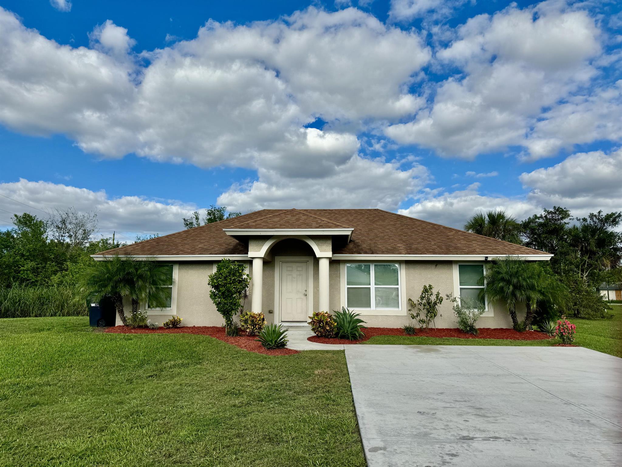 OKEECHOBEE HAMMOCK SEC 1 - Residential