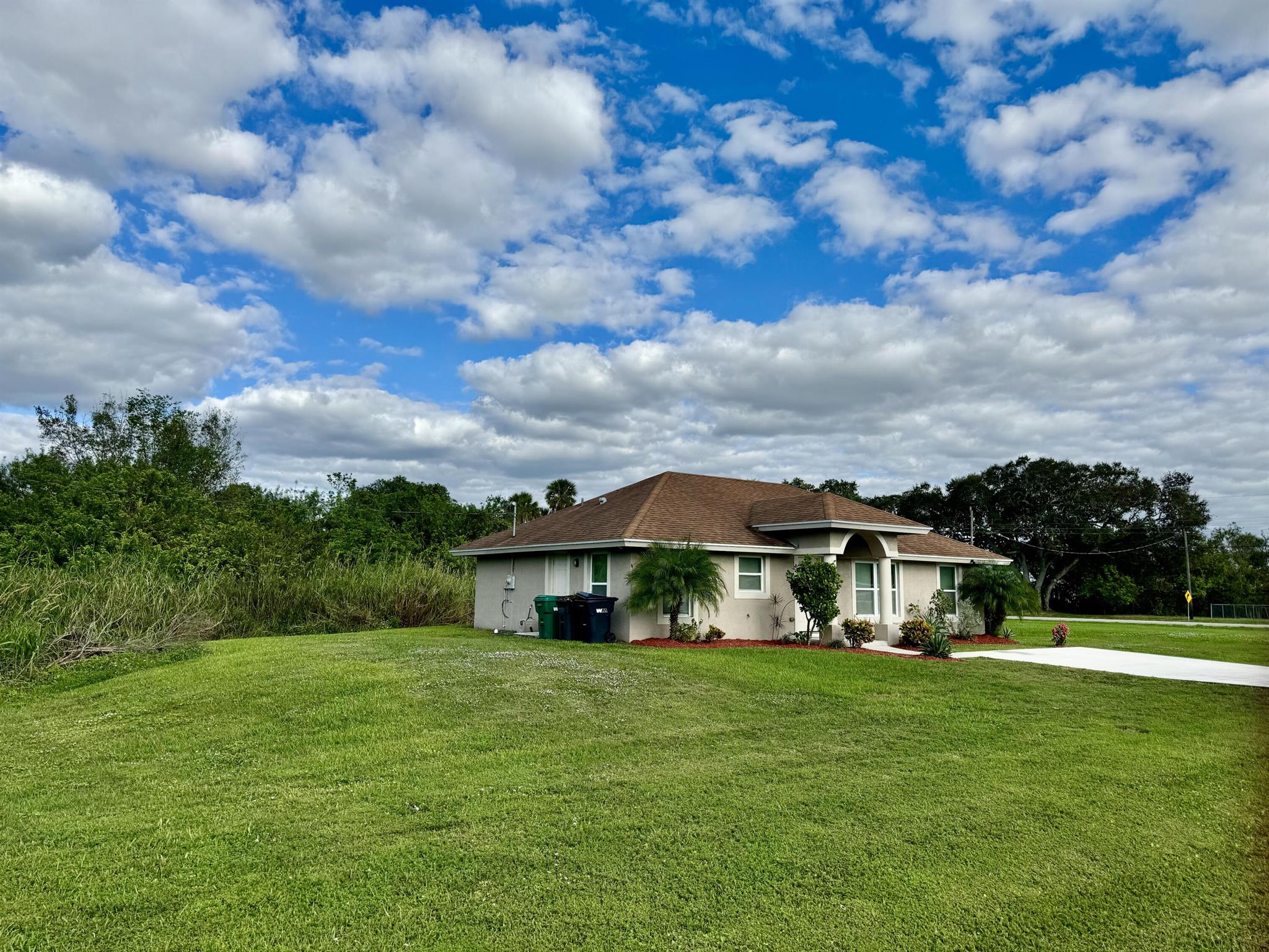 OKEECHOBEE HAMMOCK SEC 1 - Residential