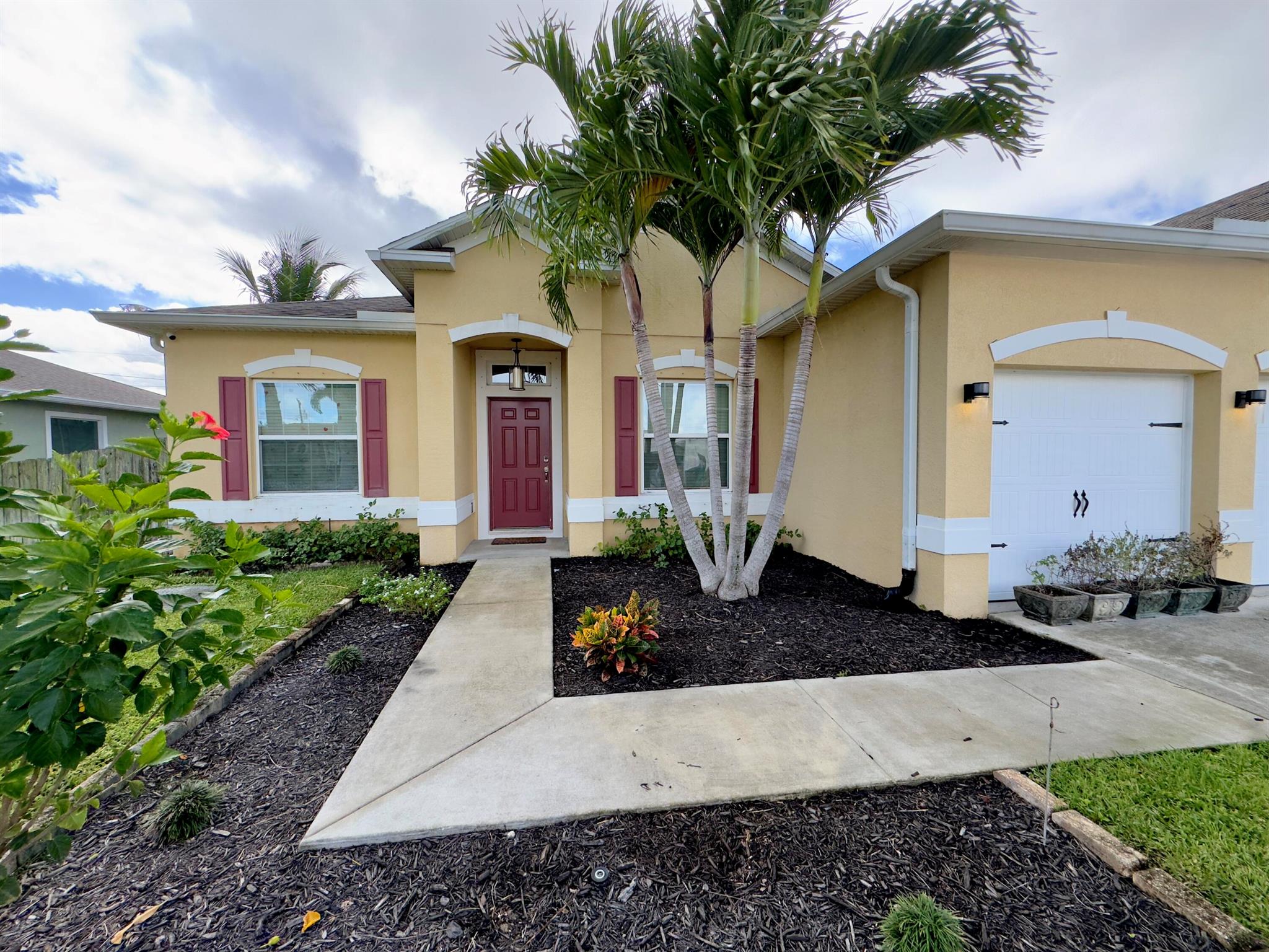 PORT ST LUCIE SECTION 22 - Residential Lease