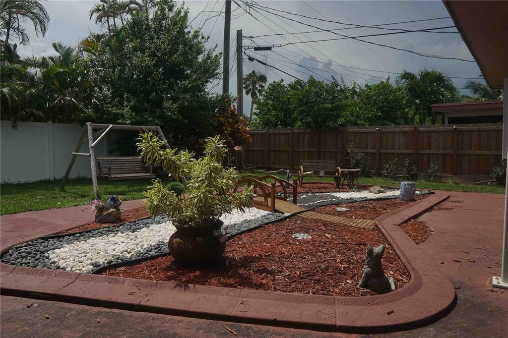 TAMARAC HILLS 3RD SEC - Residential