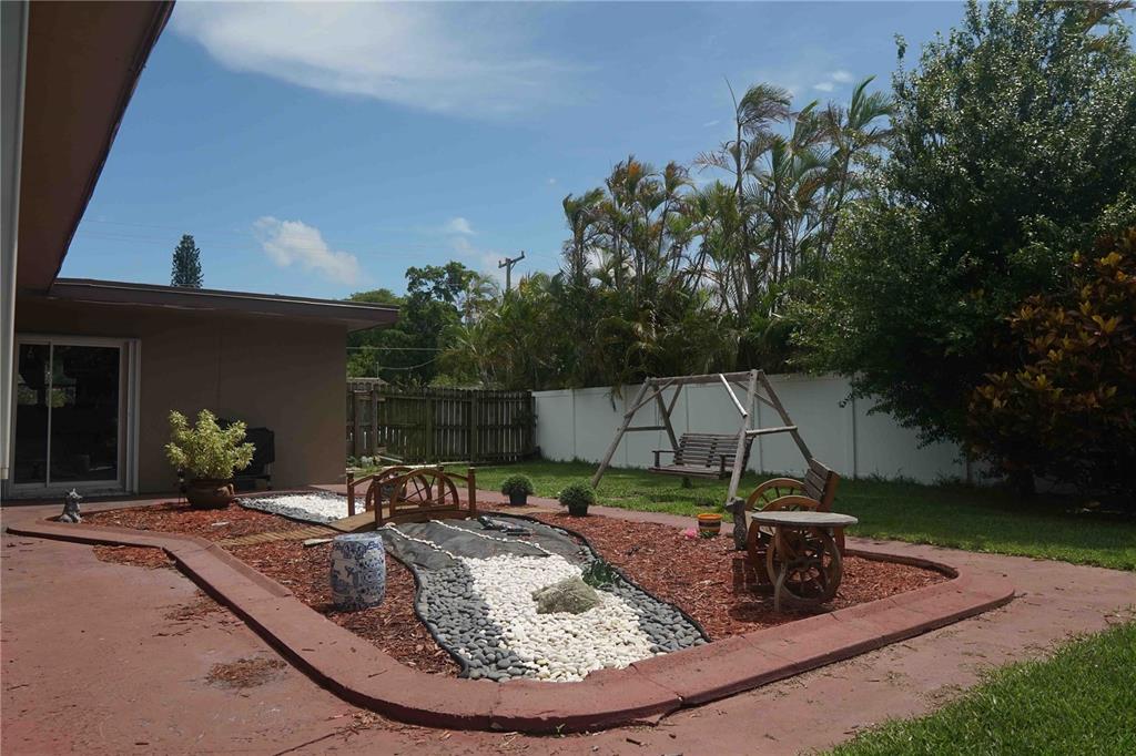 TAMARAC HILLS 3RD SEC - Residential