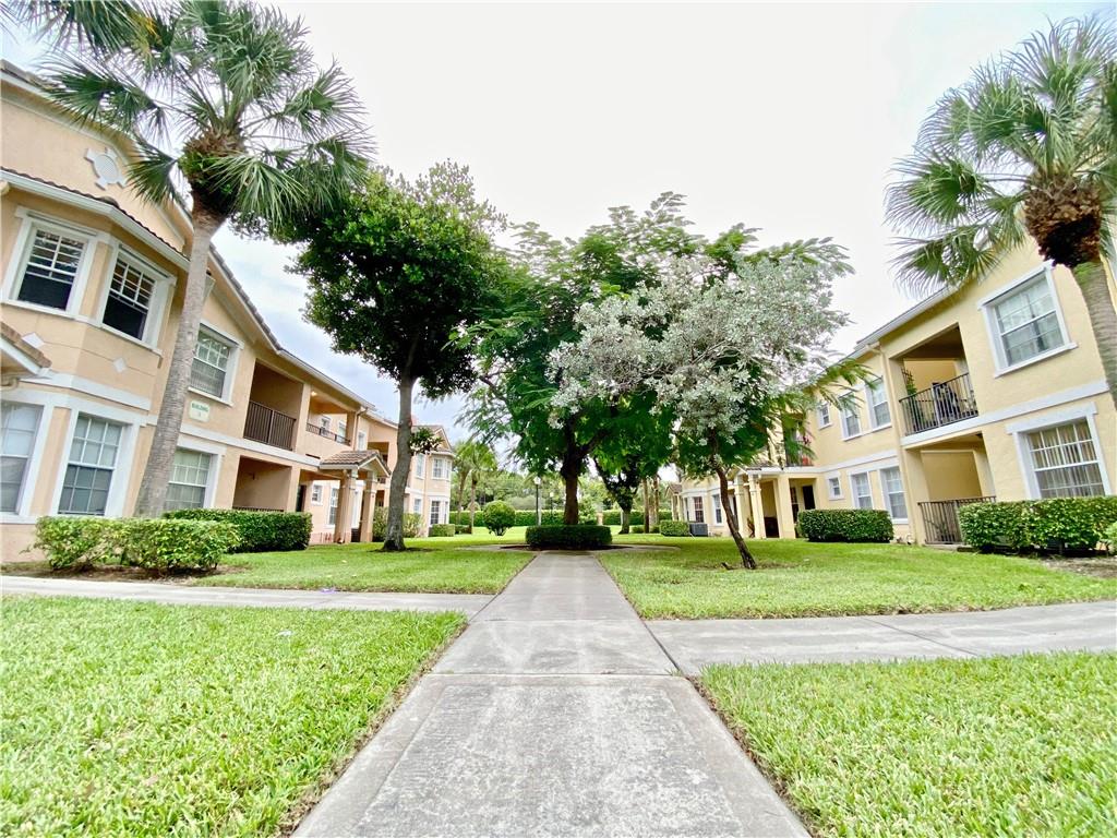 Belmont At North Lauderda - Residential