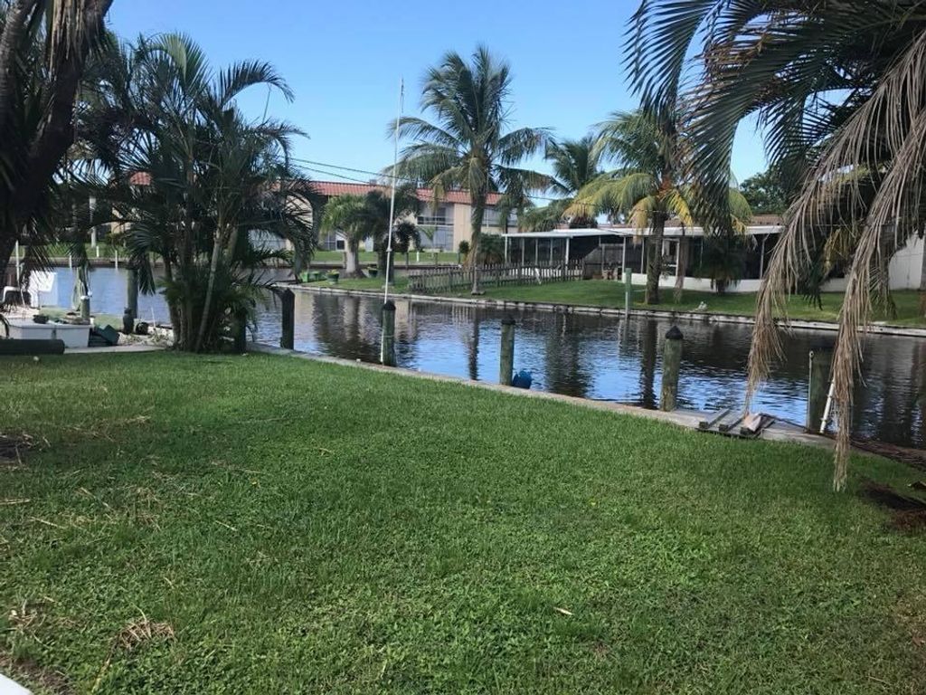 Photo of 133 SW Hideaway Place, Stuart, FL 34994 (MLS # R10757883)