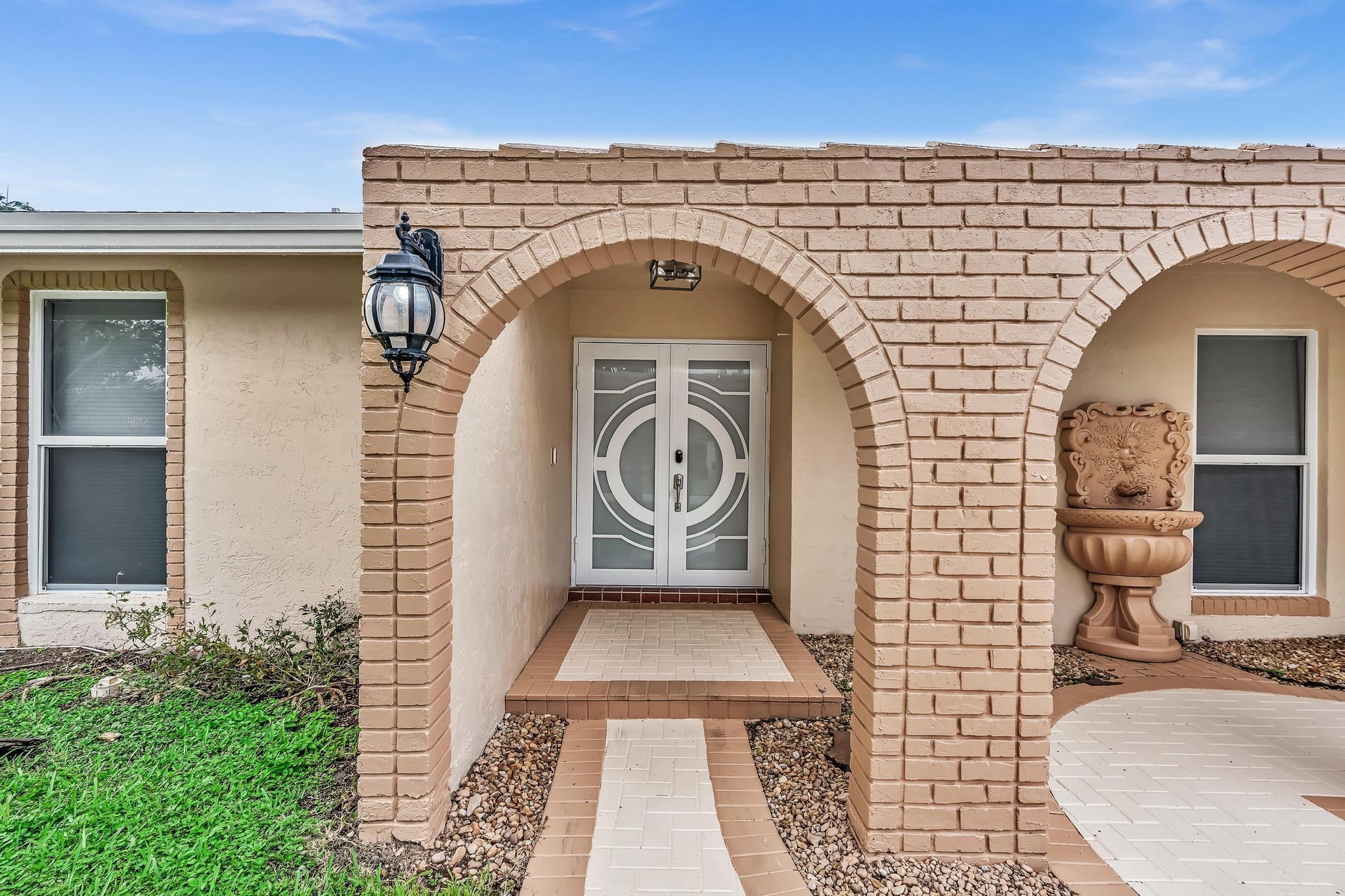 3947 NW 22ND Street, Coconut Creek, FL, 33066/$799,999 4 3947 NW 22ND Street