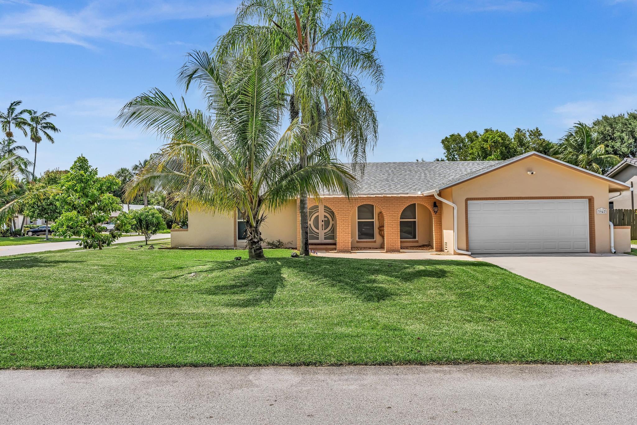 3947 NW 22ND Street, Coconut Creek, FL, 33066/$799,999 3 3947 NW 22ND Street